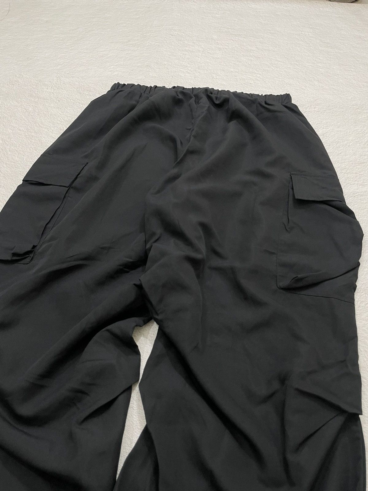 Japanese Brand Balloon Fit Tactical Cargo Pants Black Y2K Size US 34 / EU 50 - 7 Thumbnail