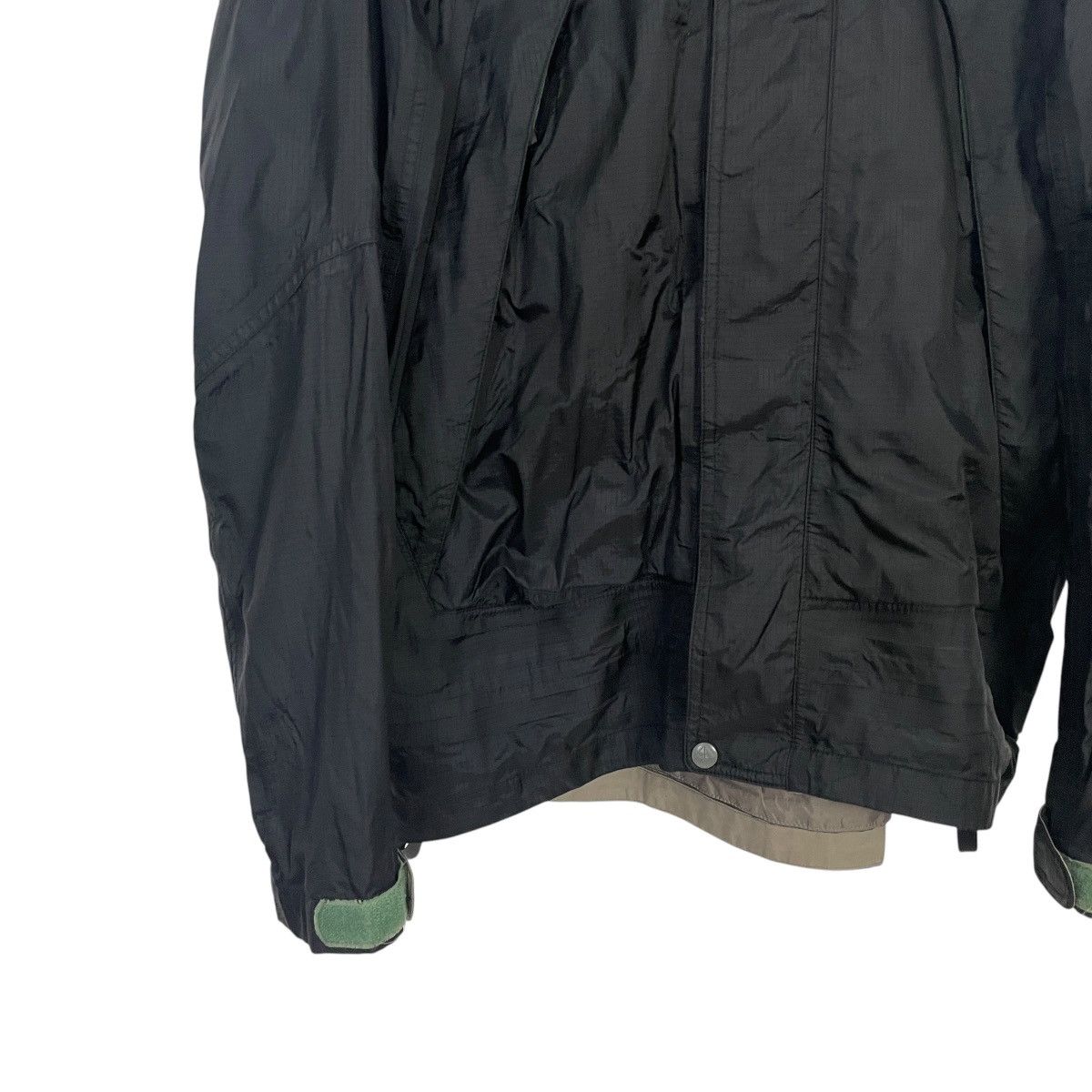 Nike ACG Vintage Nike Acg Hoodies Jacket Size US L / EU 52-54 / 3 - 3 Thumbnail