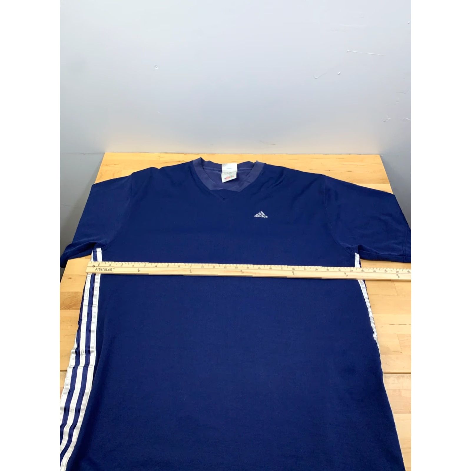 Adidas VINTAGE adidas Soccer Jersey Mens L Blue V Neck 3 Stripes Short Sleeve Pullover Jersey Size US L / EU 52-54 / 3 - 5 Thumbnail