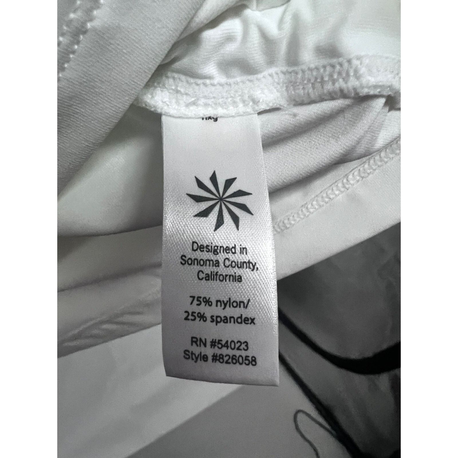 Athleta Athleta White Half Zip Ruched Guard Long Top Shirt M New Size M / US 6-8 / IT 42-44 - 9 Thumbnail