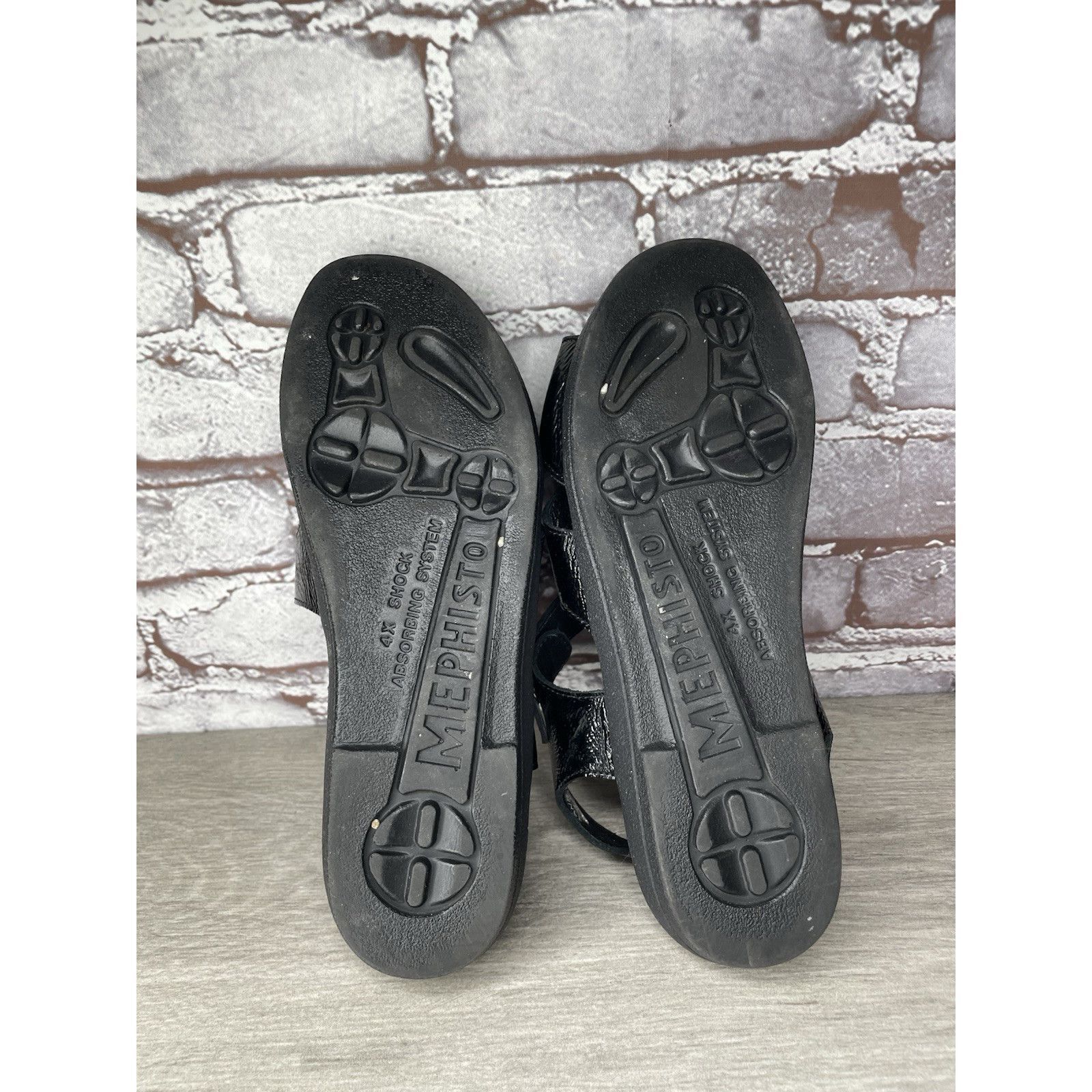 Mephisto Mephisto Black Patent Leather Strappy Low Wedge Sandals Wome Size US 10 / IT 40 - 6 Thumbnail