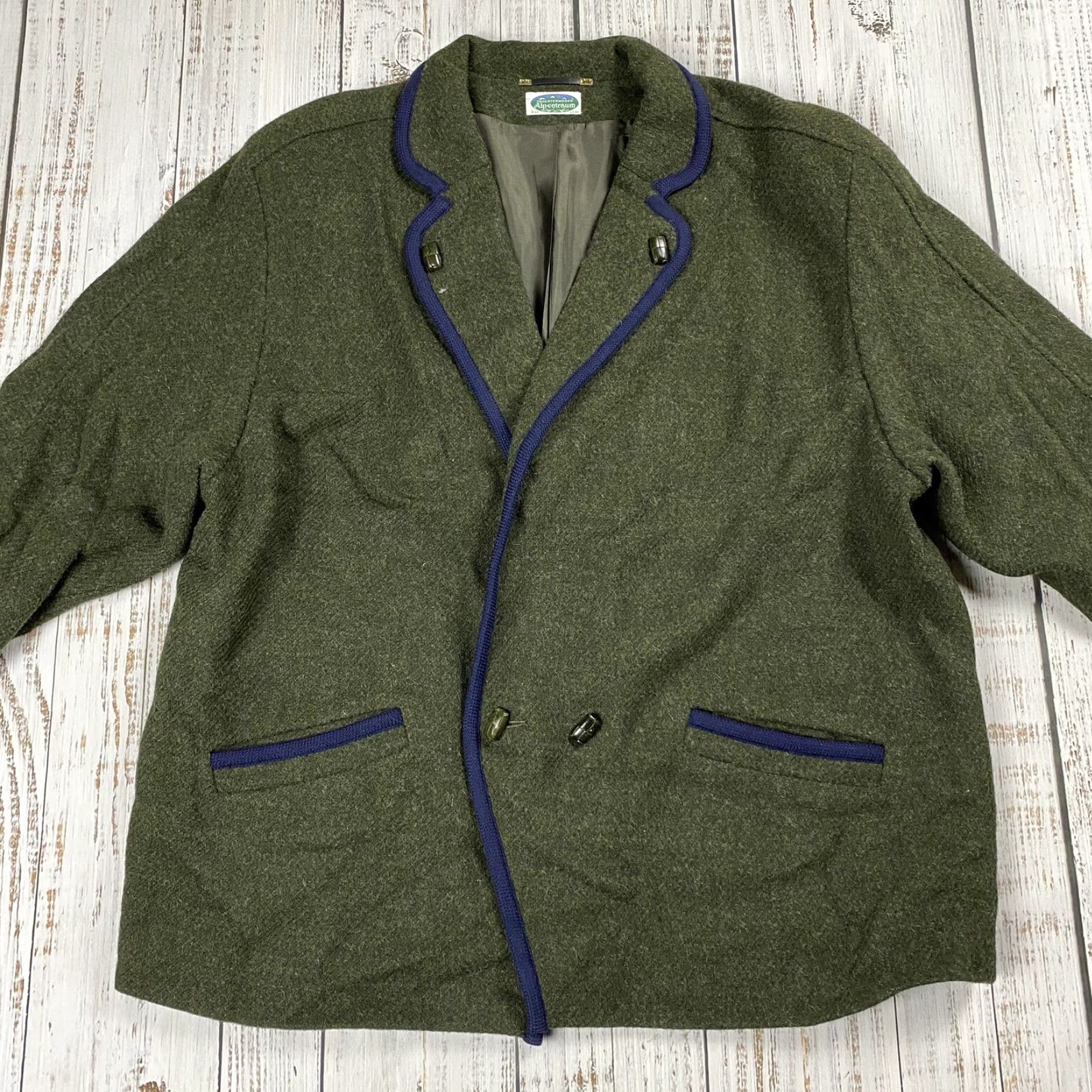 Vintage VINTAGE ALPENTRAUM Women's Wool Blazer Herringbone Tweed Double-Breasted Green 90s Classic Size US 20 Size XL / US 12-14 / IT 48-50 - 2 Thumbnail