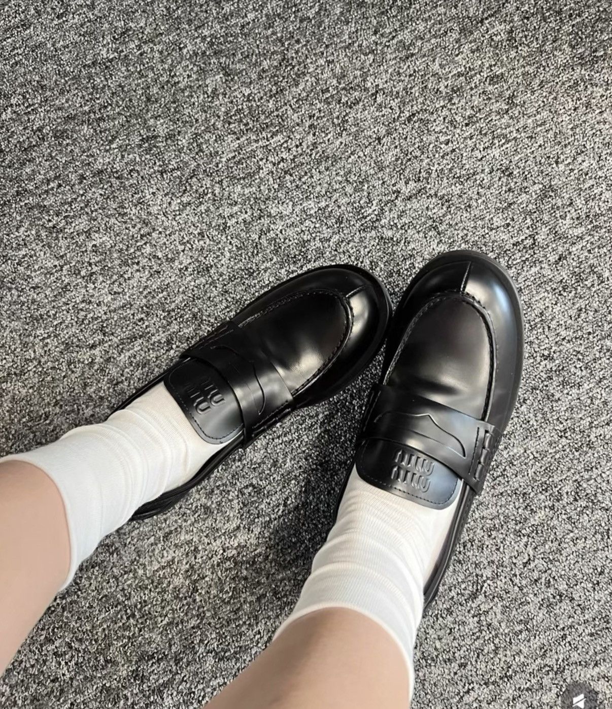 Miu Miu Miu Miu Classic Black Round Toe Loafers K6 Size US 6.5 / IT 36.5 - 9 Thumbnail