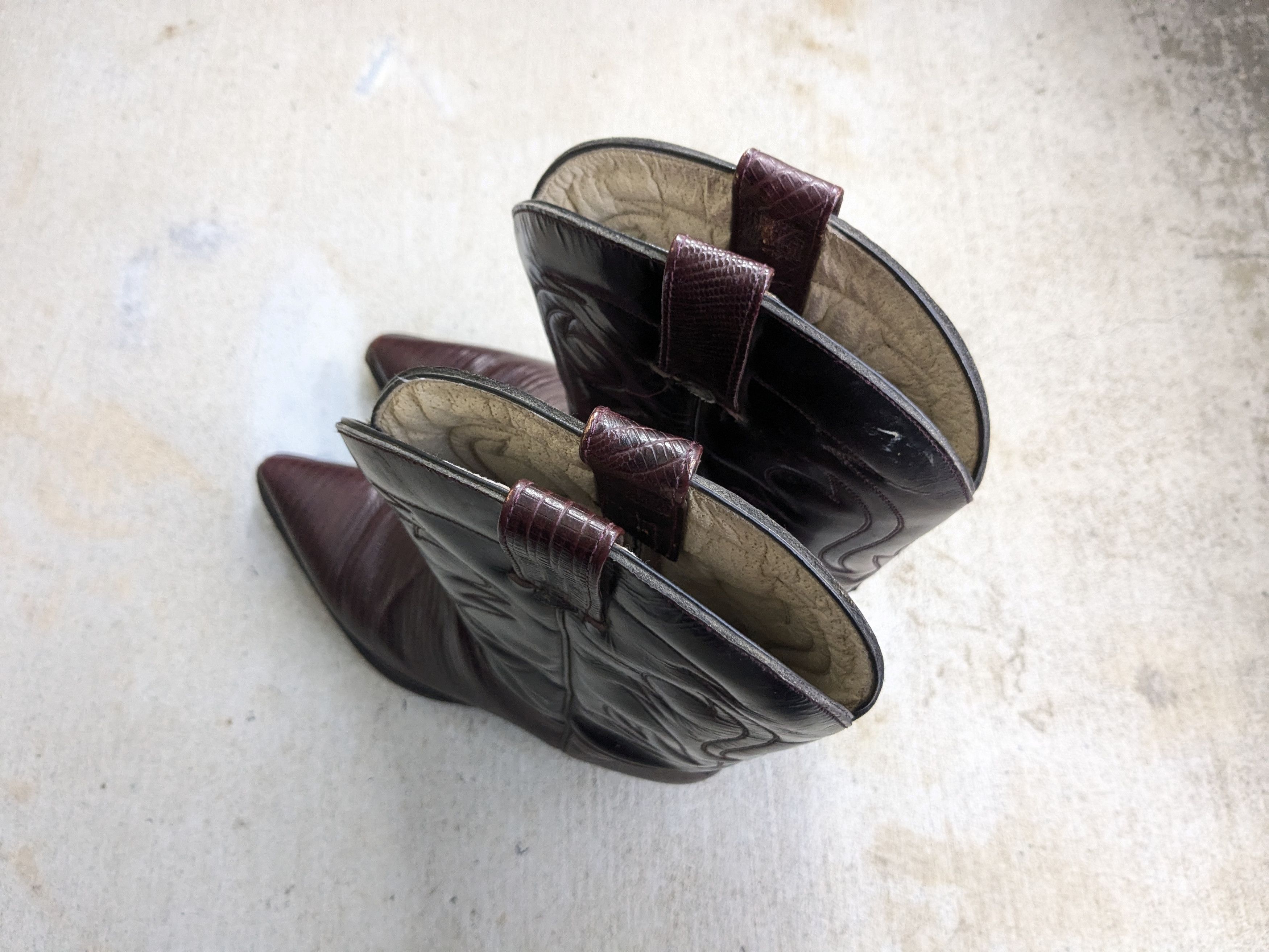 Genuine Leather Cuevas Boots Burgundy Faux Leather Mexico Size US 9.5 / EU 42-43 - 10 Thumbnail