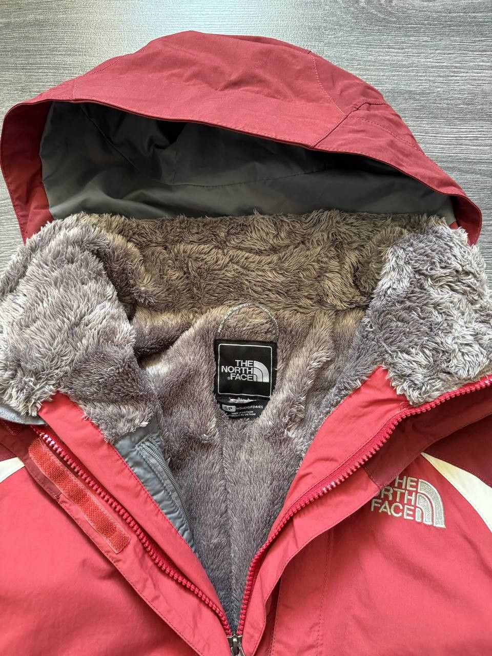 The North Face The North Face HyVent Hooded Rain Jacket Hiking Outdoors Size S / US 4 / IT 40 - 10 Thumbnail