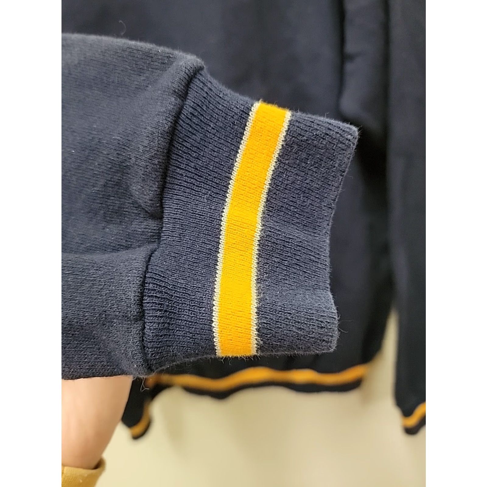 Vintage VINTAGE Team Edition Apparel Sweatshirt Mens L Blue University Of Michigan Logo Crew Neck Pullover Knit Cotton Blend Size US L / EU 52-54 / 3 - 4 Thumbnail