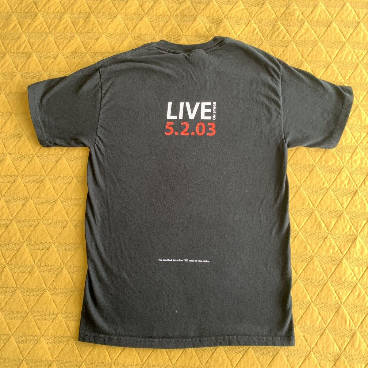 Apple × Vintage VTG Apple iPod t-shirt 2003 Unveil Live Steve Jobs Black tee Size US M / EU 48-50 / 2 - 3 Thumbnail