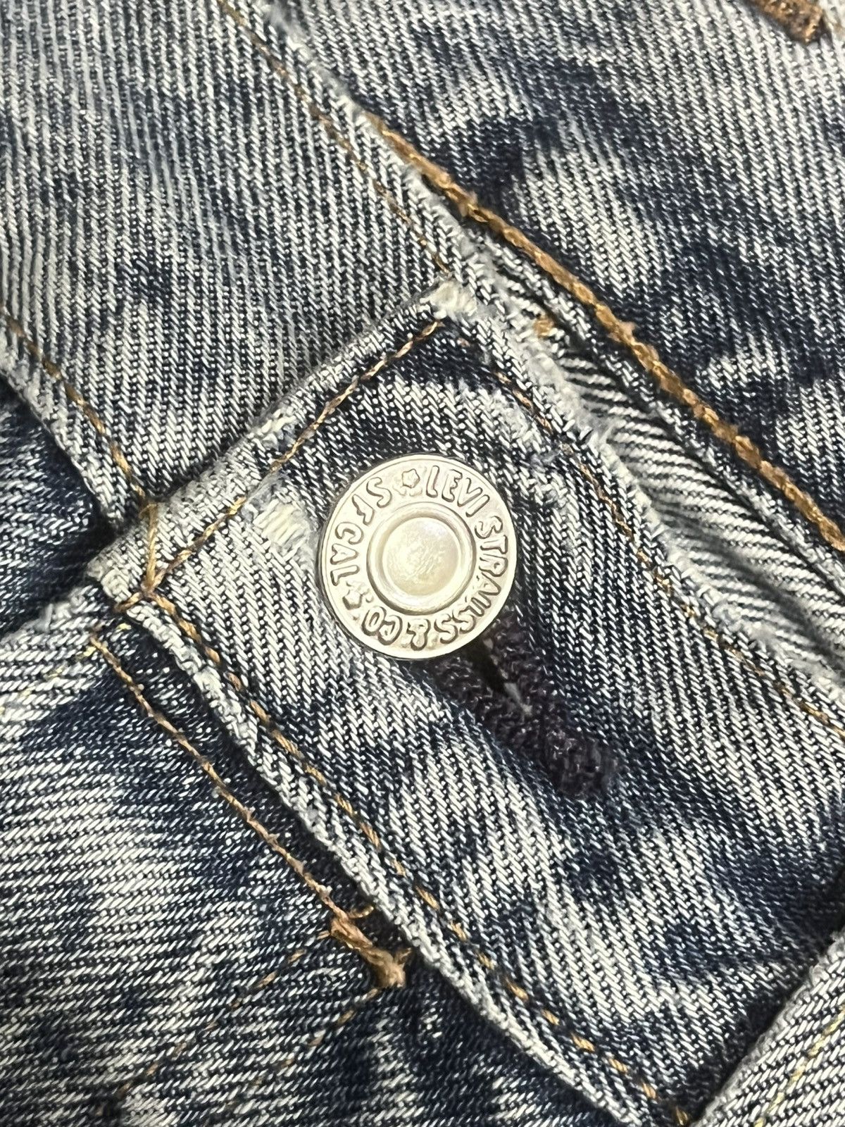 Levi's Levi’s 501 Big E Red Tab USA Flag Label Non Selvedge Jeans Size US 30 / EU 46 - 7 Thumbnail