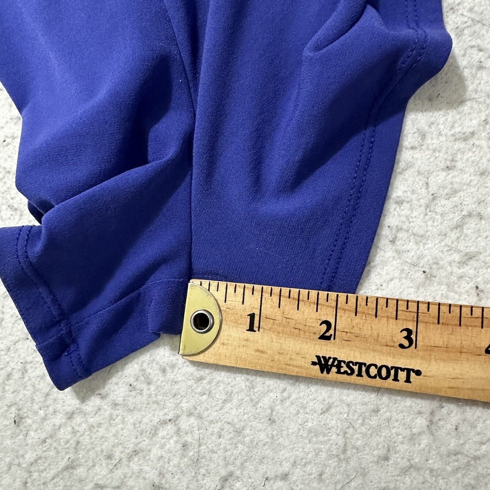 Express Express XS V-Neck Wrap Romper Short Sleeve 2" Inseam Tie Size 26" / US 2 / IT 38 - 10 Thumbnail