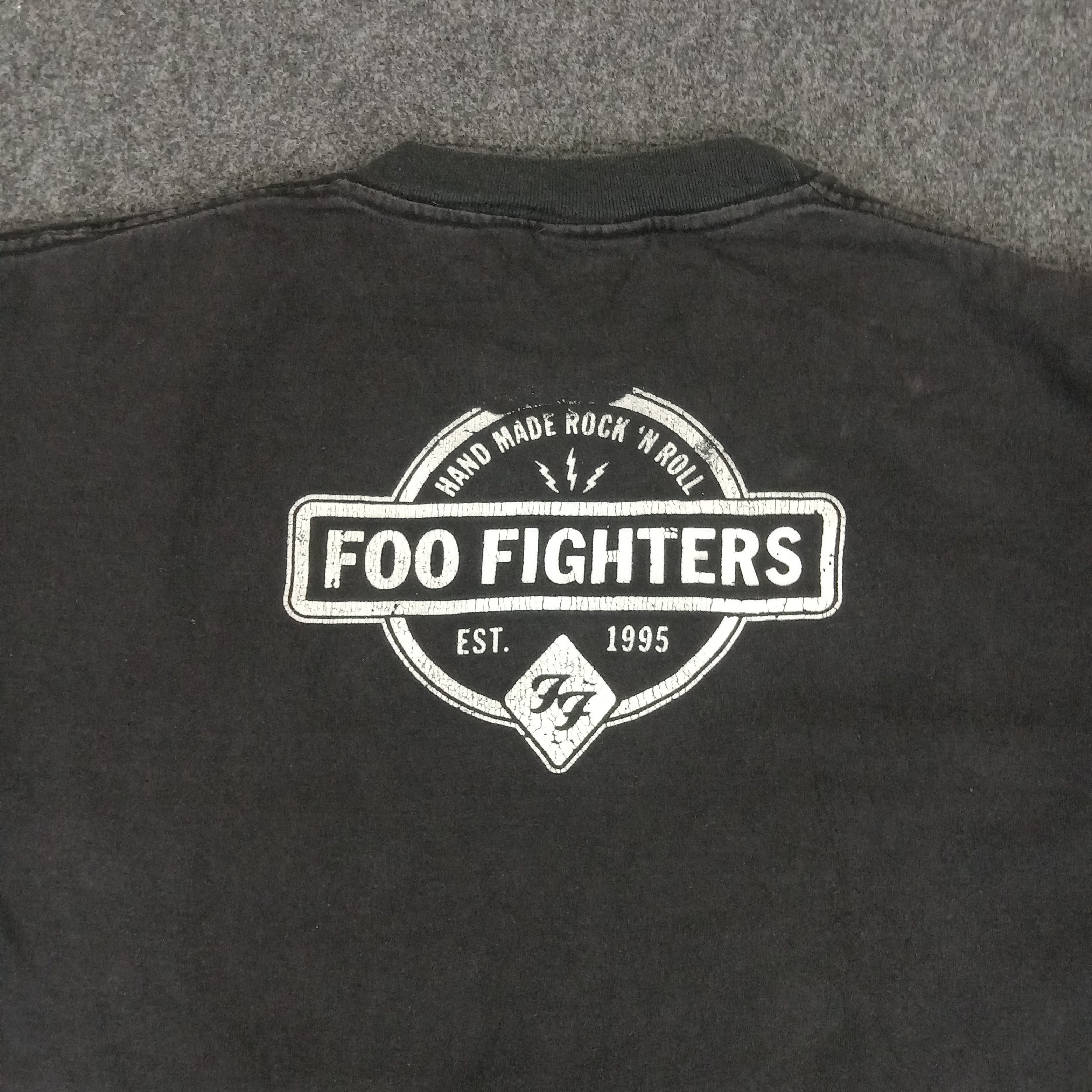 Vintage Foo Fighters American Rock Band Tour Tshirt Size US M / EU 48-50 / 2 - 6 Thumbnail