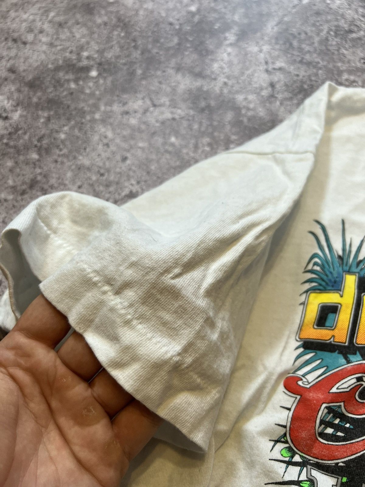 Vintage Vintage 90s Coors Light Silver Bullet Promo Graphic T Shirt Size US XL / EU 56 / 4 - 6 Thumbnail