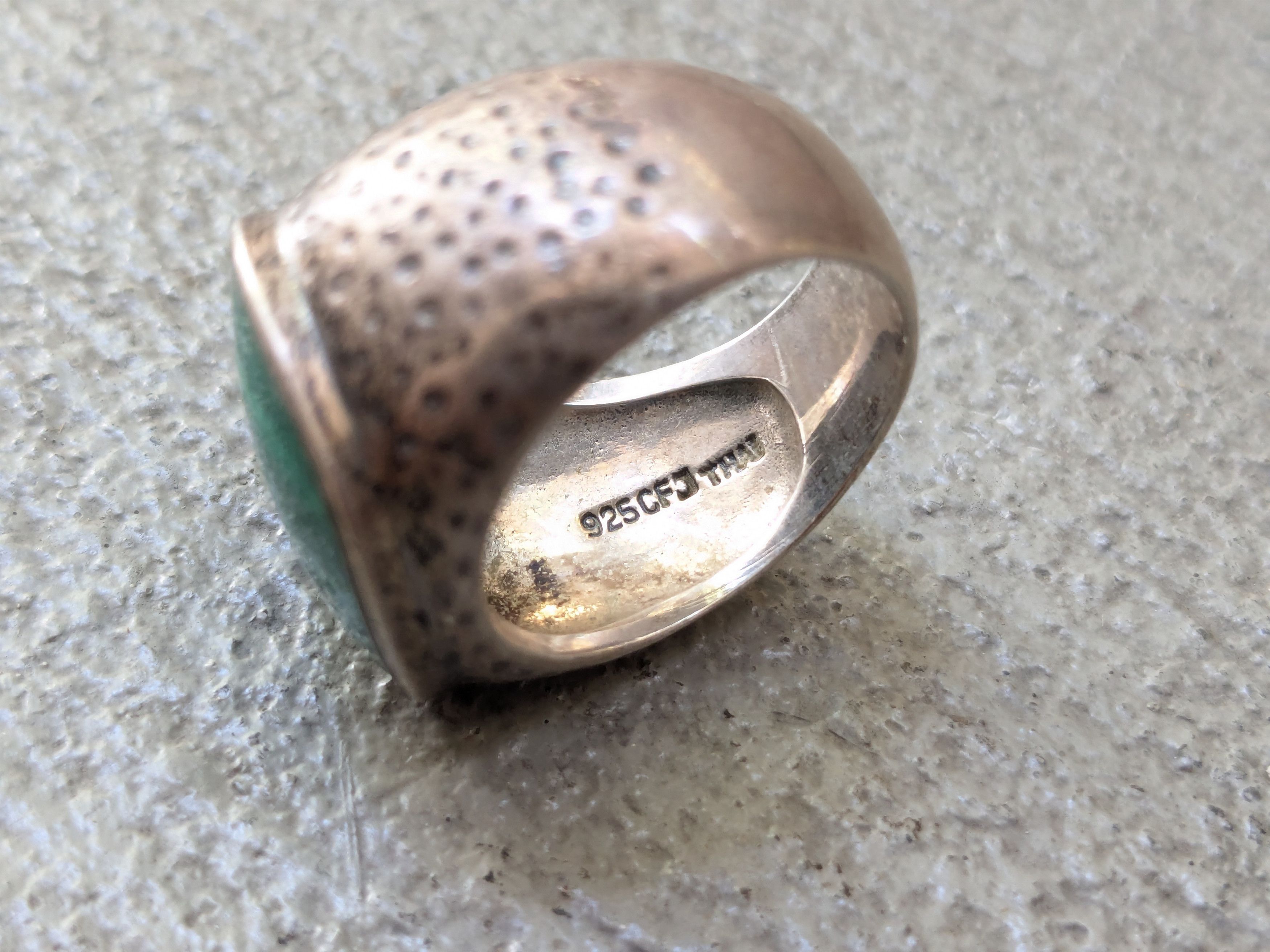 Jewelry Vintage Sterling Silver Ring Green Malachite Hammered Size ONE SIZE - 4 Thumbnail