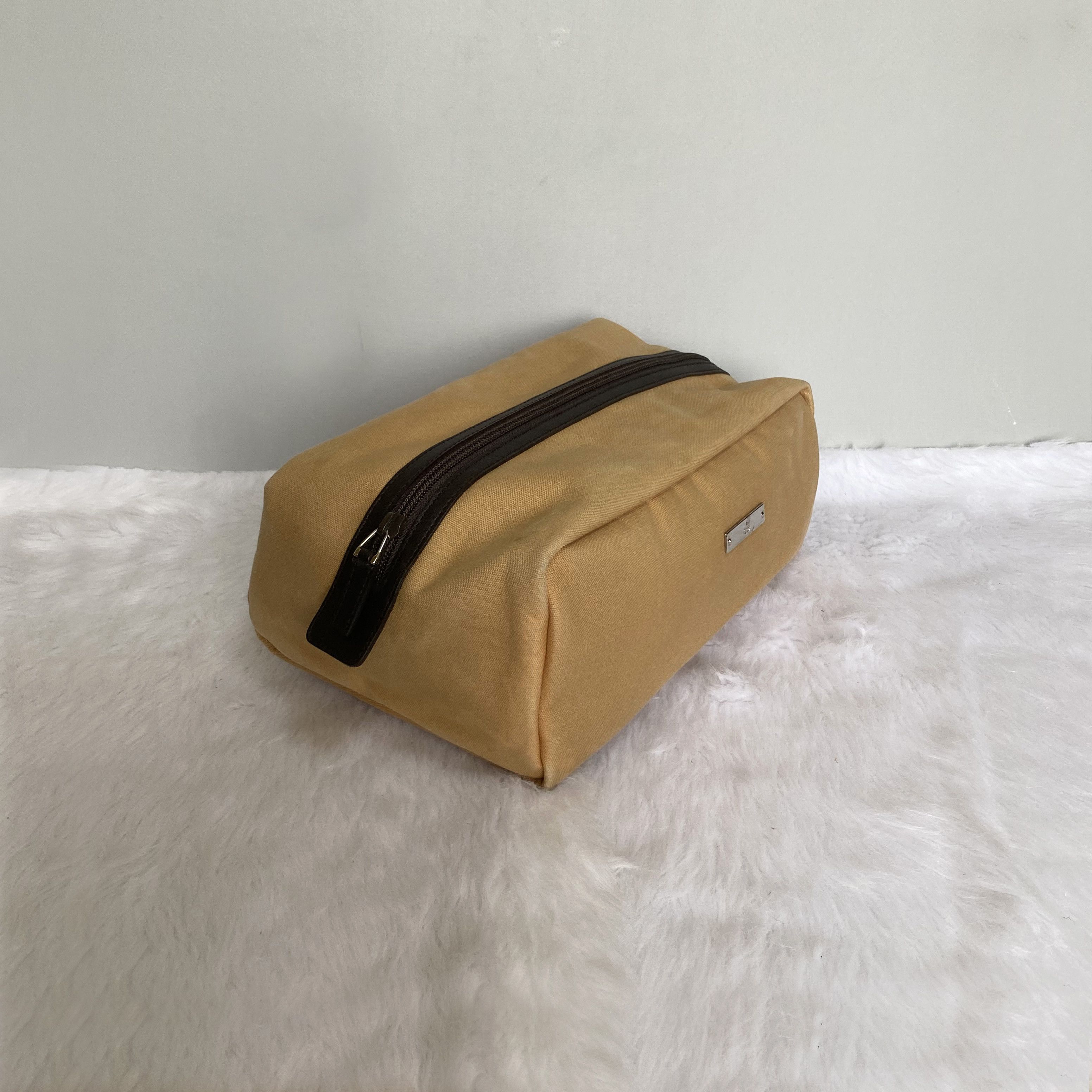 Gucci × Vintage GUCCI Vintage Brown Canvas Toiletry Clutch Bag Size ONE SIZE - 2 Thumbnail