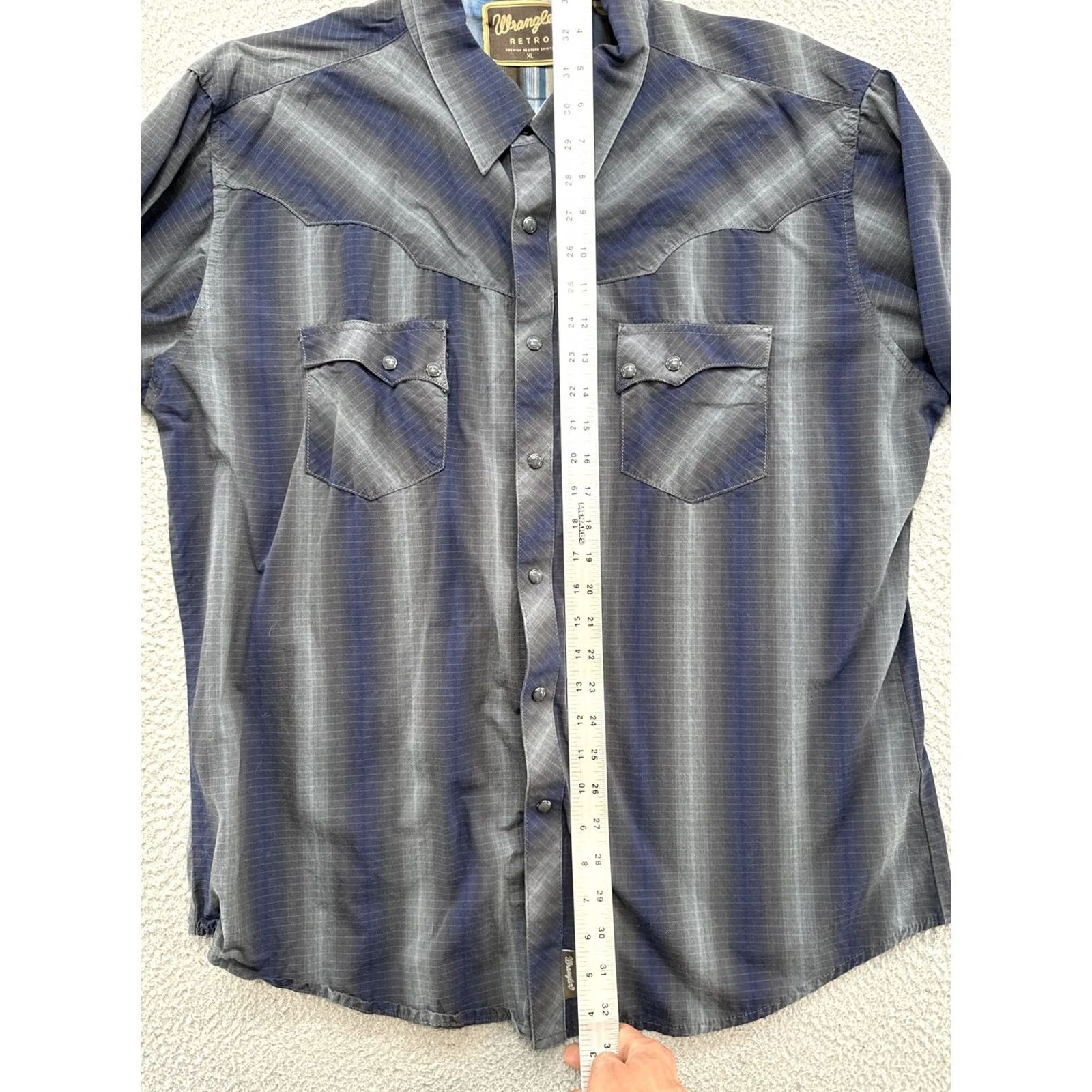Wrangler Wrangler Mens Long Sleeve Retro Premium Pearl Snap Striped Shirt XL Blue Button-Up Casual Formal Workwear 80s 90s Cowboy Western Mens Size US XL / EU 56 / 4 - 6 Thumbnail