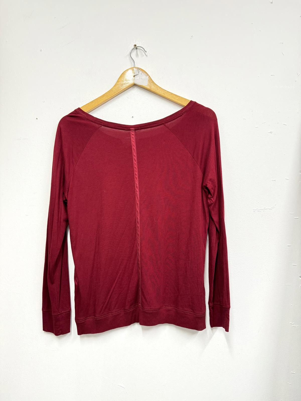 Jigsaw Jigsaw Burgundy Long Sleeve Top Size Small Size S / US 4 / IT 40 - 4 Thumbnail