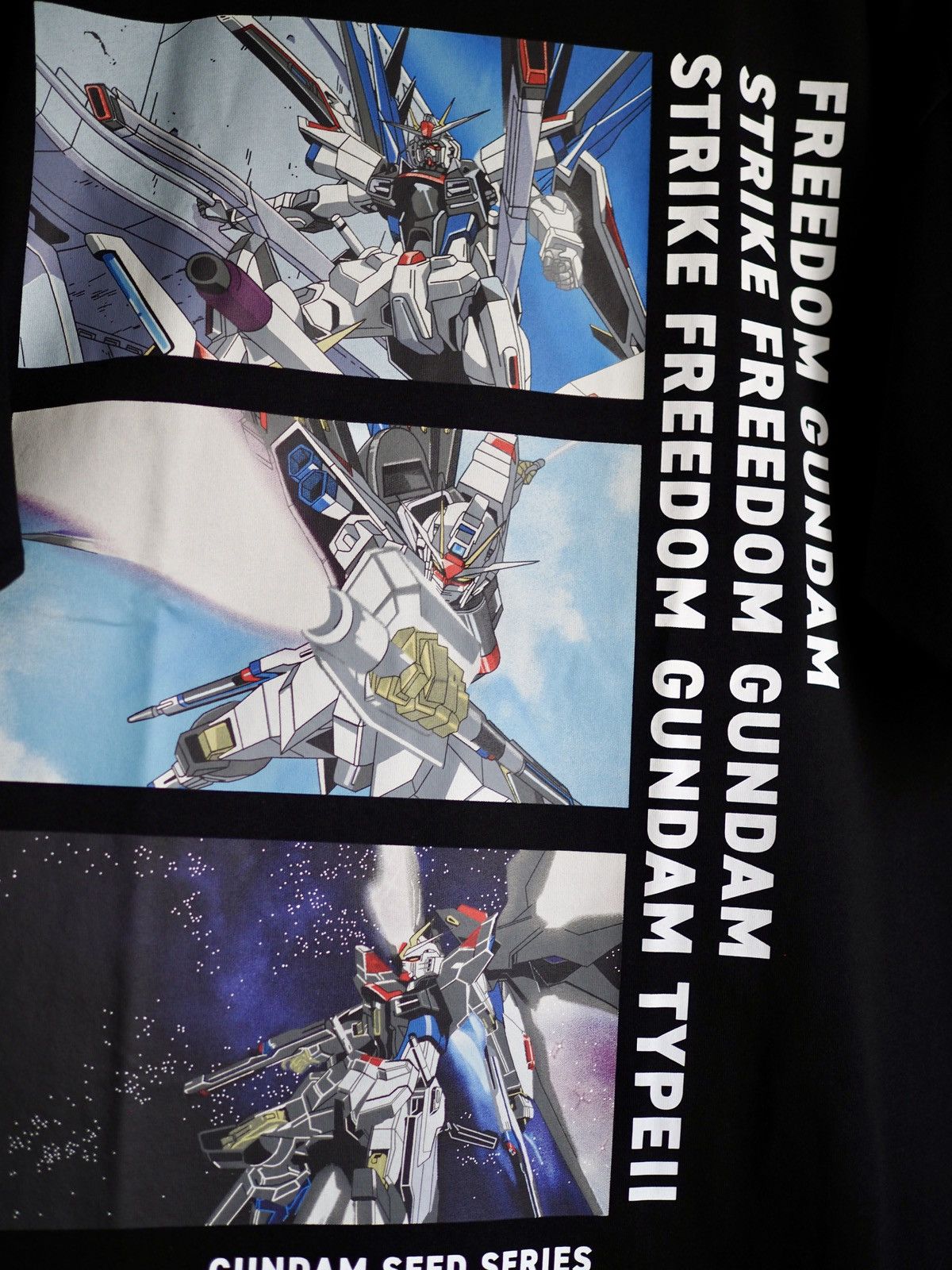 Uniqlo Gundam Uniqlo graphic T shirt size Medium Size US M / EU 48-50 / 2 - 6 Thumbnail