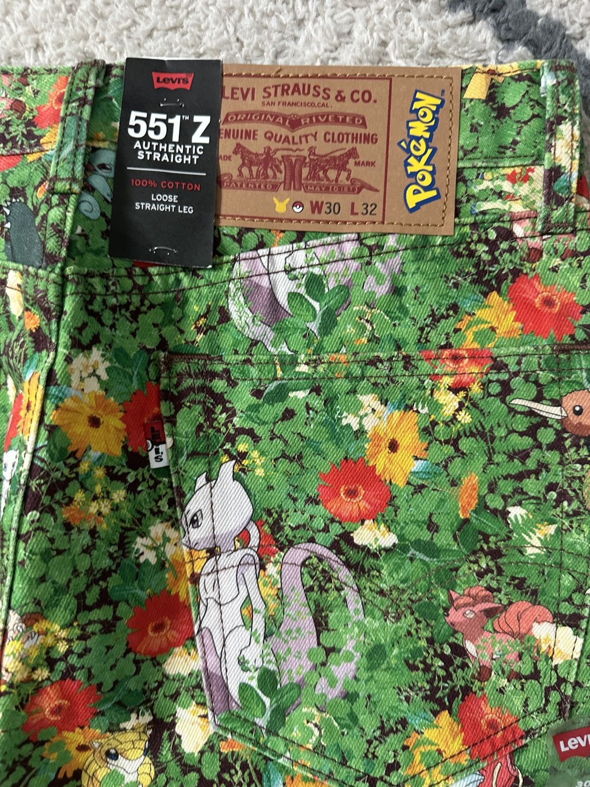 Levi's x Pokémon 551Z Authentic Straight Jeans (W30 L32)RARE