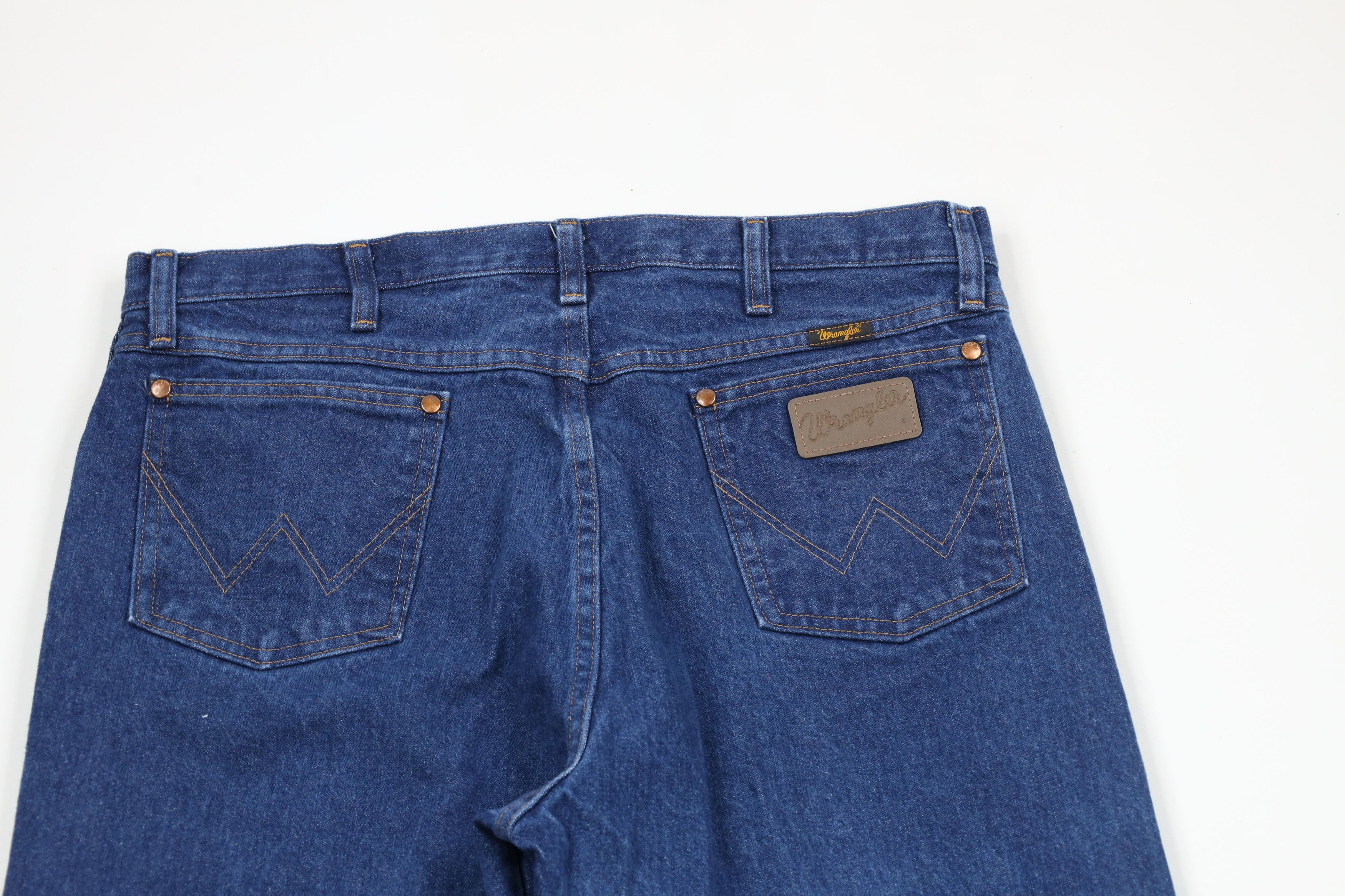 Vintage × Wrangler Vintage 90s Wrangler Spell Out Straight Leg Denim Jeans Blue Size US 35 - 9 Thumbnail