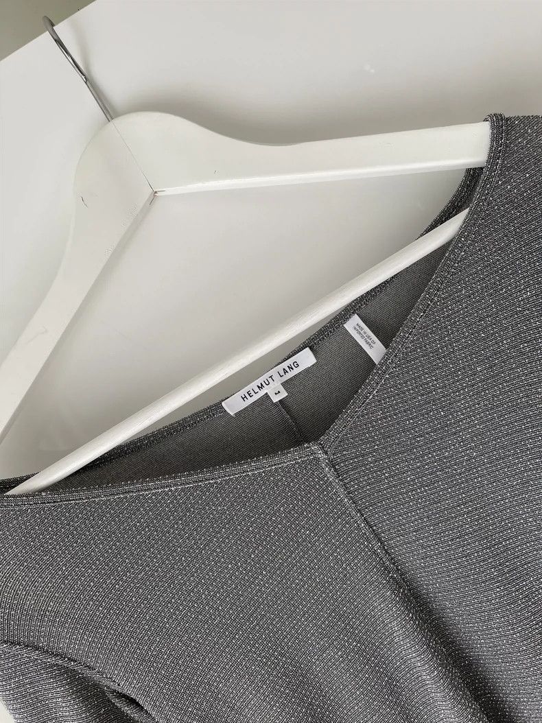 Helmut Lang Helmut Lang size MV-neck top size M brand new 2501-Nextarro Size M / US 6-8 / IT 42-44 - 4 Thumbnail