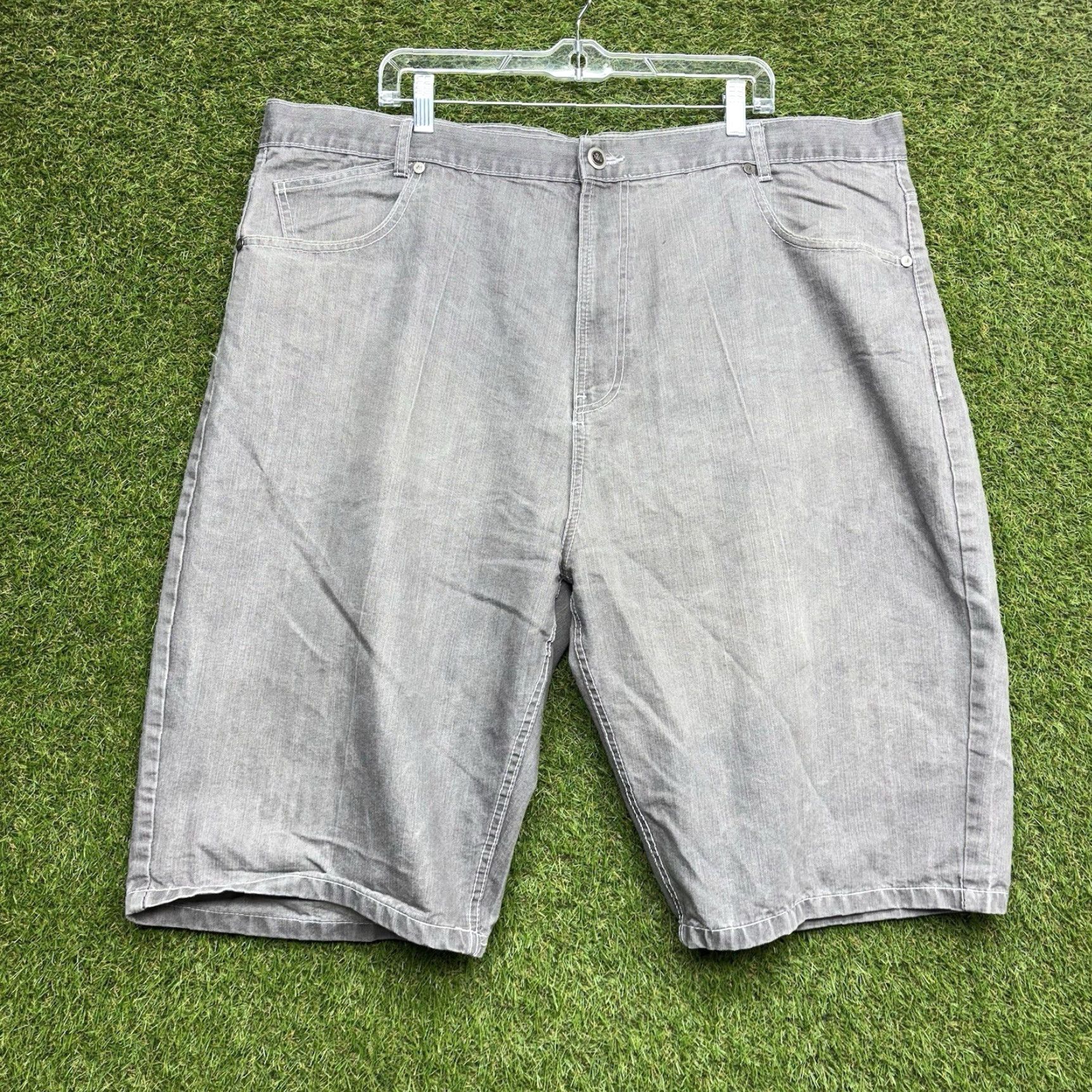 Vintage VINTAGE Mecca Cargo Shorts Mens 46 Gray Cotton Knit Cargo Pocket Pockets Zipper Button Outdoor Casual Comfortable 12in Inseam 46 Waist Regular Fit Men Size US 30 / EU 46 - 6 Thumbnail