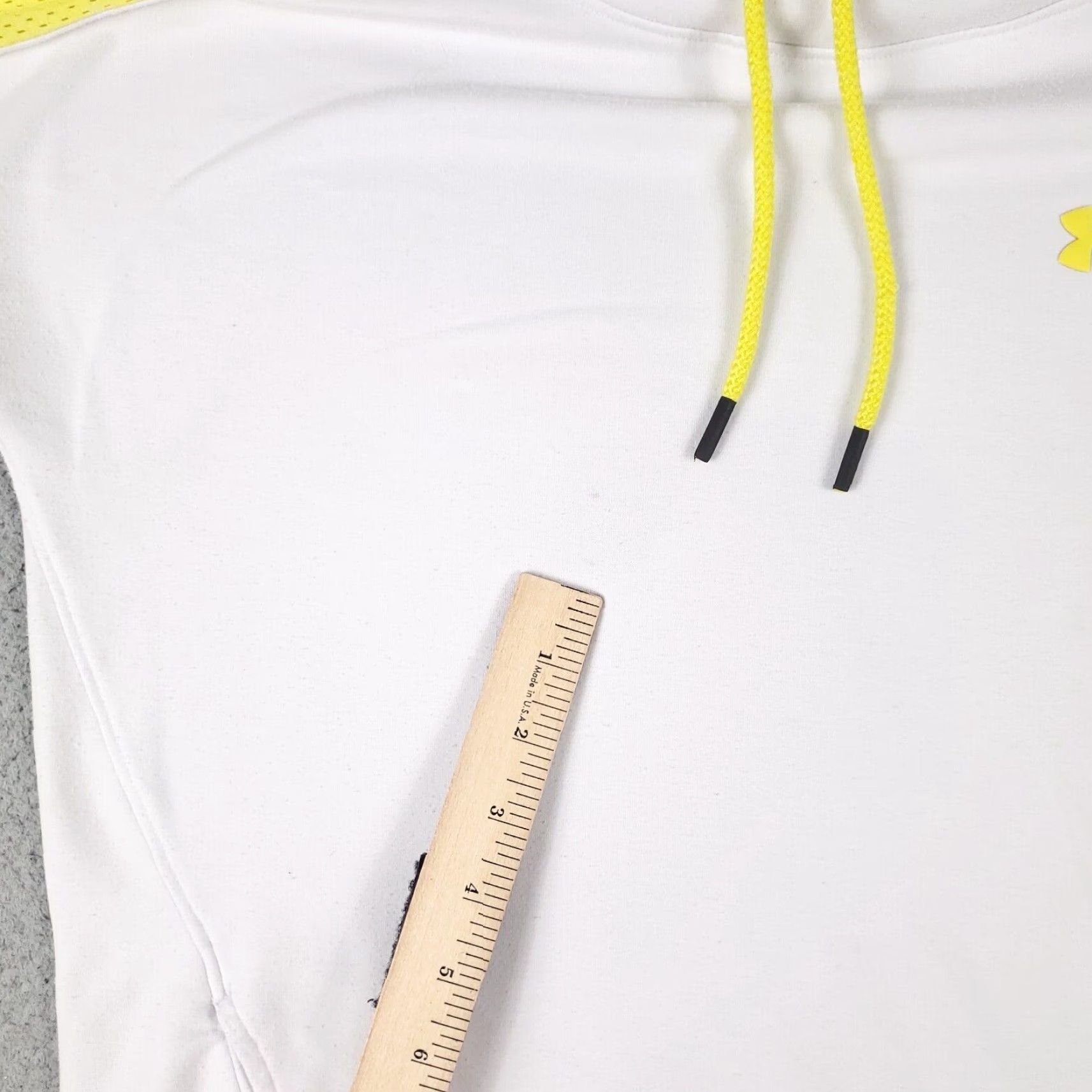 Under Armour Under Armour Sweatshirt Women's Small White Pullover Knit Hoodie Pockets Logo All Seasons Regular Size S / US 4 / IT 40 - 6 Thumbnail