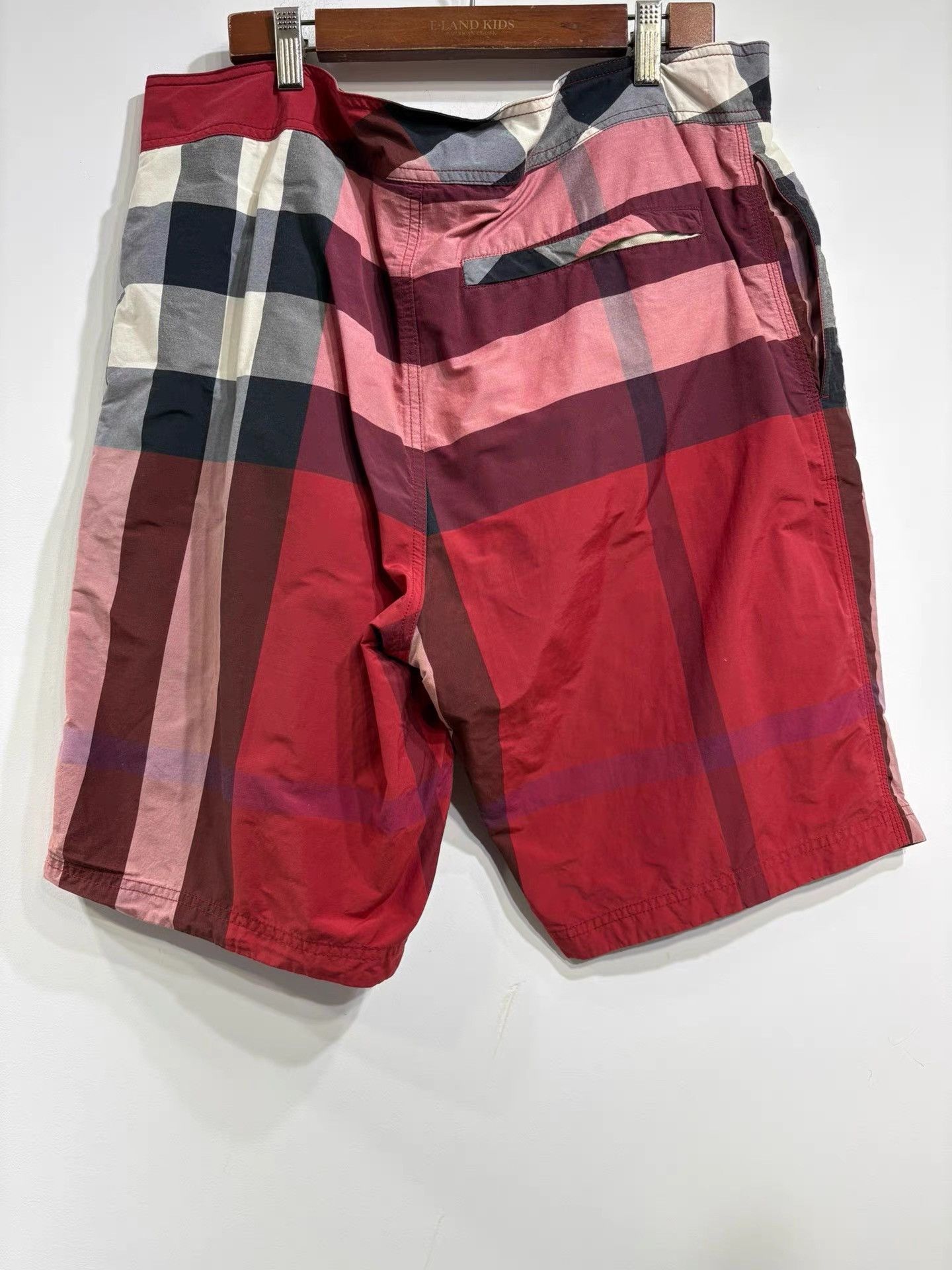 Burberry Burberry Men's Dark Red Plaid Five-point Casual Shorts K29 Size US 37 - 2 Thumbnail