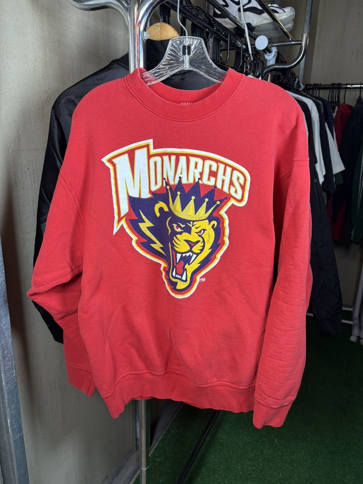 Vintage 1990s Monarchs AHL Crewneck sweatshirt Size US XL / EU 56 / 4 - 1 Thumbnail