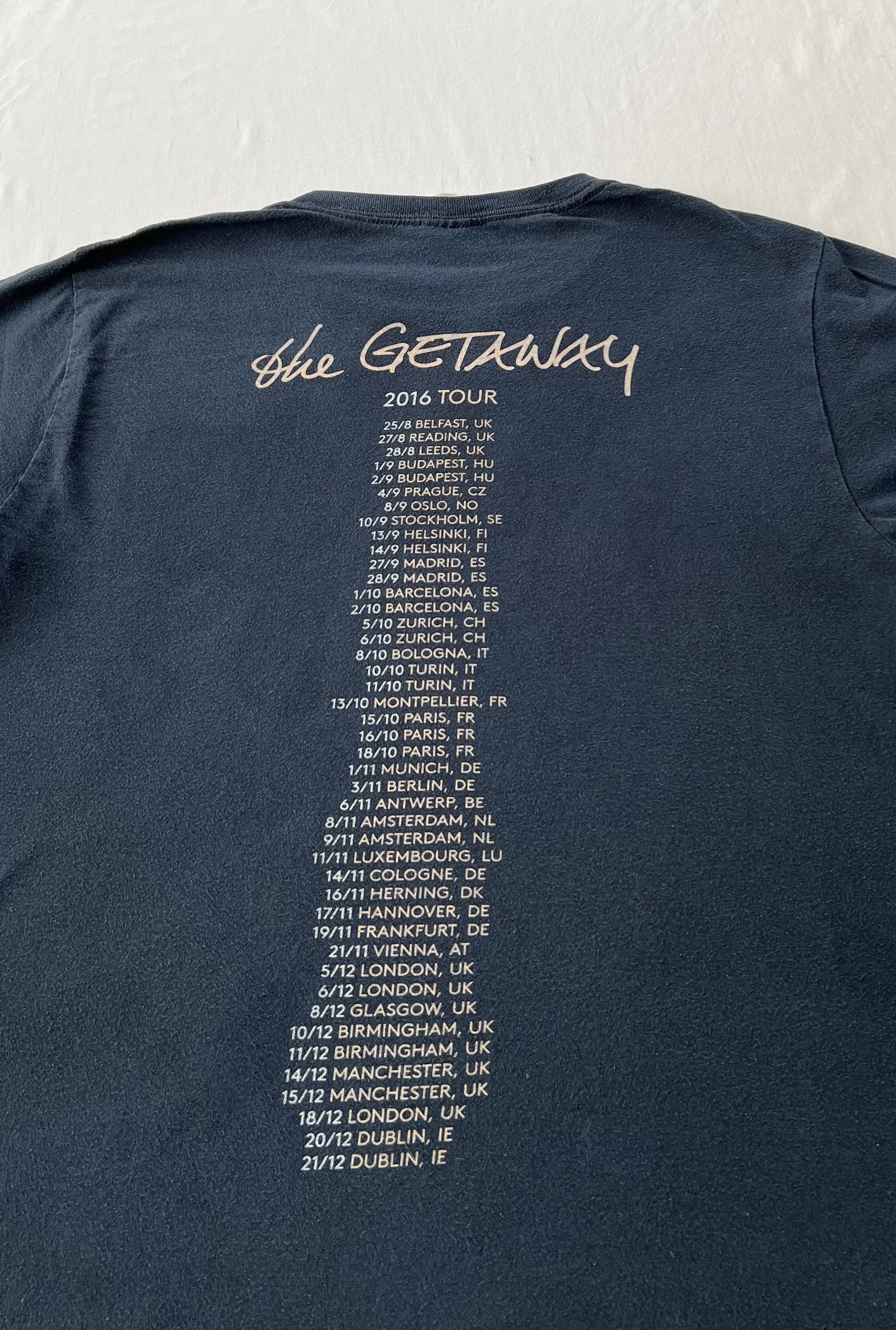 Band Tees Vintage 2016 Red Hot Chili Peppers The Getaway Promo T-shirt Size US M / EU 48-50 / 2 - 15 Thumbnail