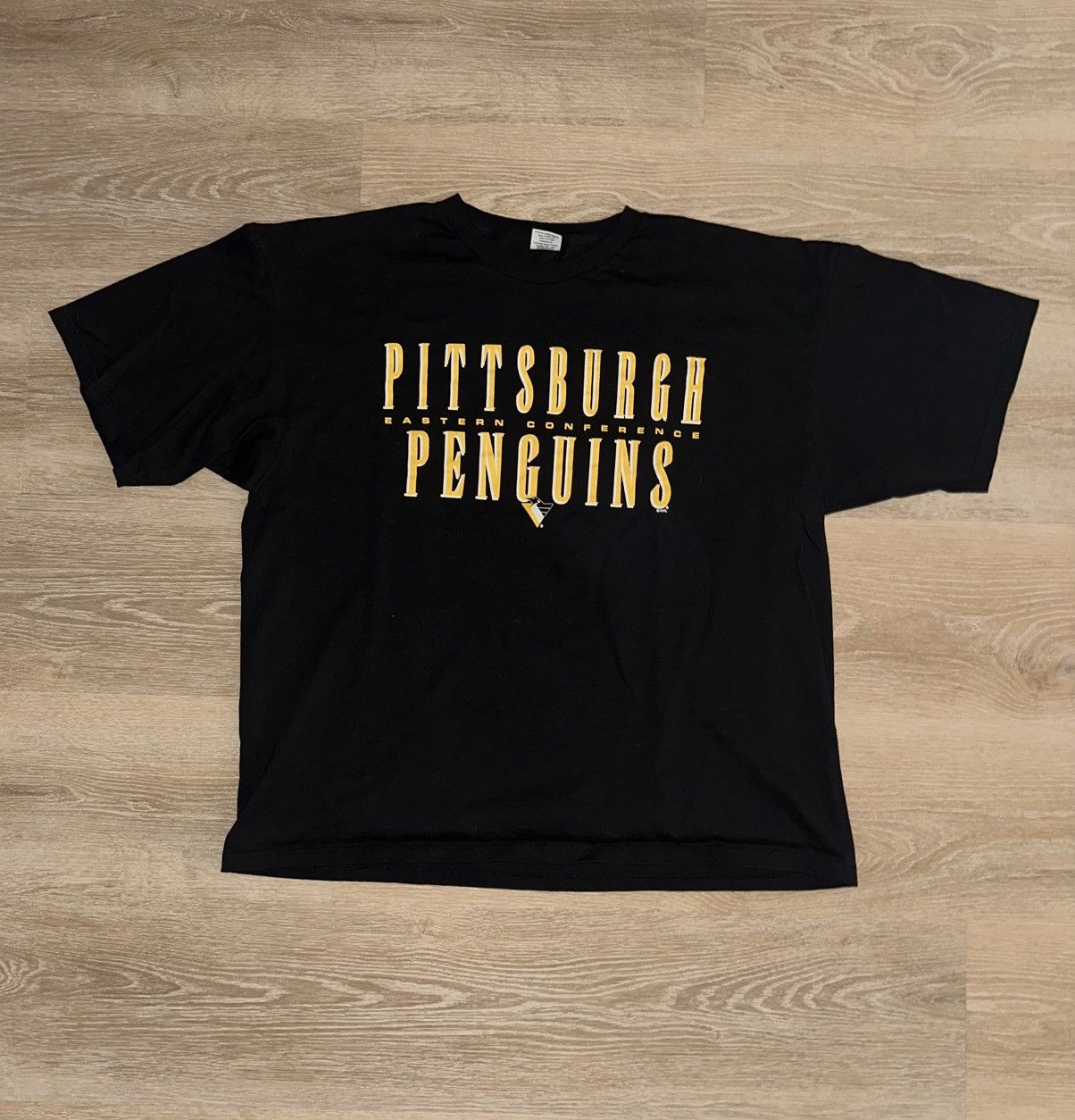 NHL × Starter × Vintage Vintage Pittsburgh Penguins NHL Starter T-Shirt Size US XXL / EU 58 / 5 - 1 Thumbnail