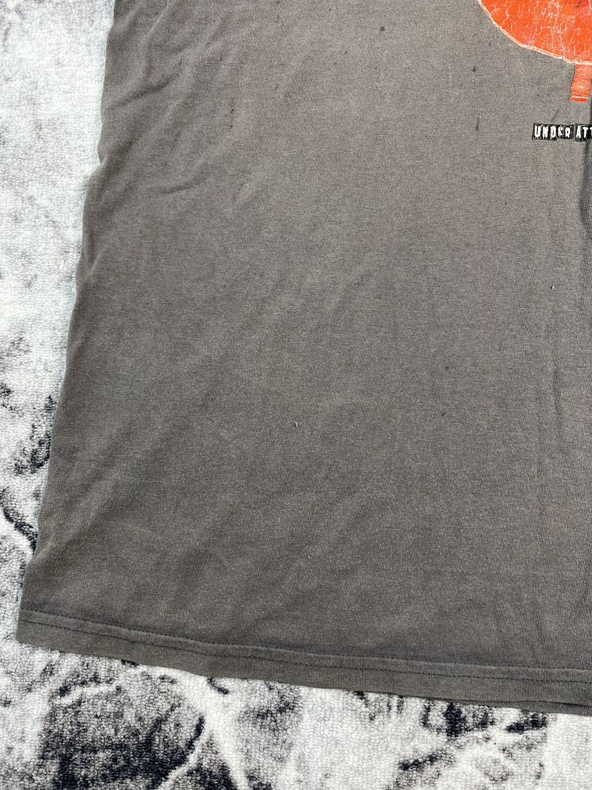 Gildan The Alarm Band Tee Faded Distressed Vintage Style Size US XL / EU 56 / 4 - 11 Thumbnail