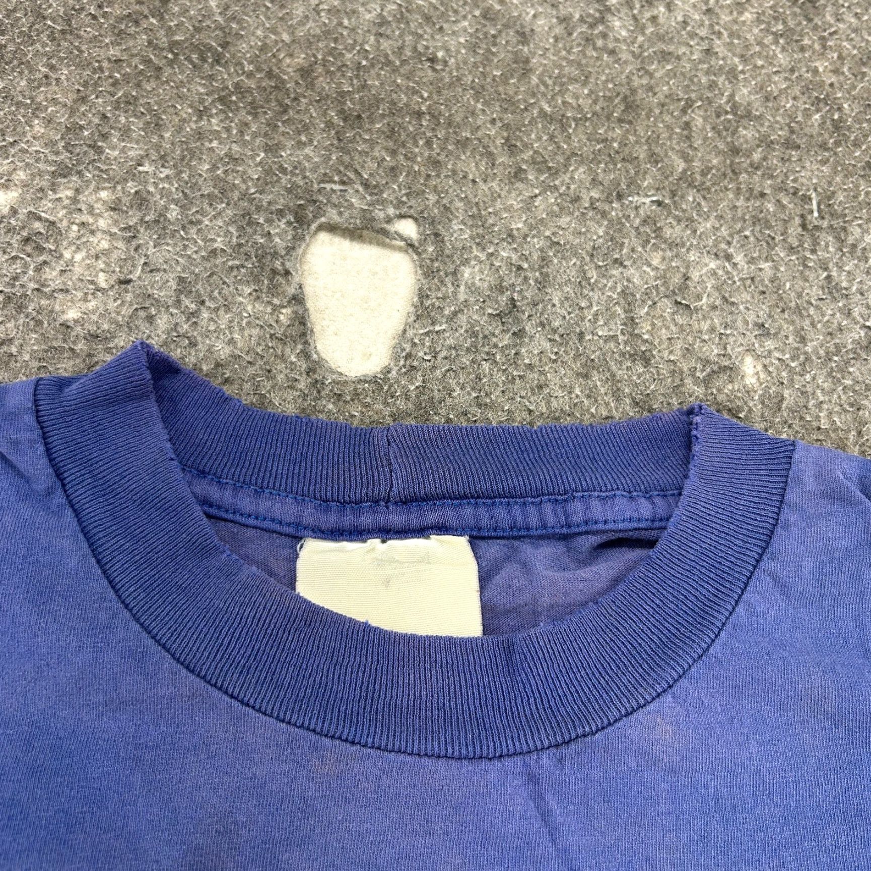 Vintage VTG Royal Carribbean Shirt Mens XL Blue Short Sleeve Crew Neck Stitch Logo 90s Marine Vintage T-Shirt Size US XL / EU 56 / 4 - 3 Thumbnail