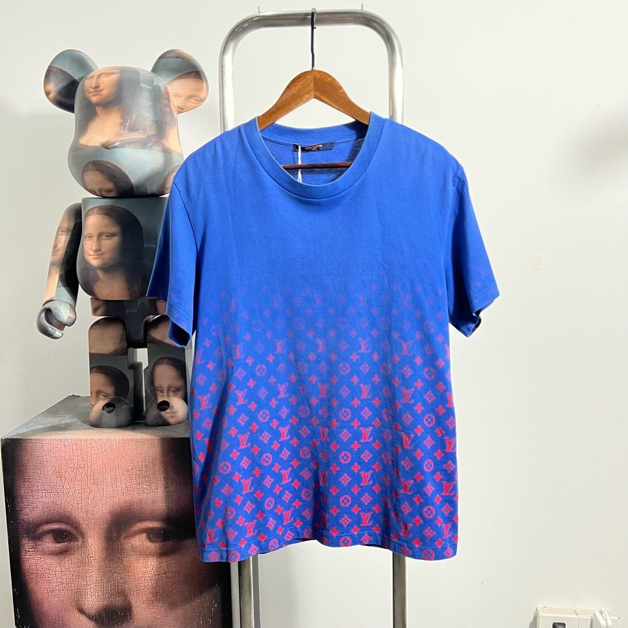 Louis Vuitton Louis Vuitton Tie-Dye Gradient Multi T-Shirt xl Men Size US XL / EU 56 / 4 - 1 Thumbnail