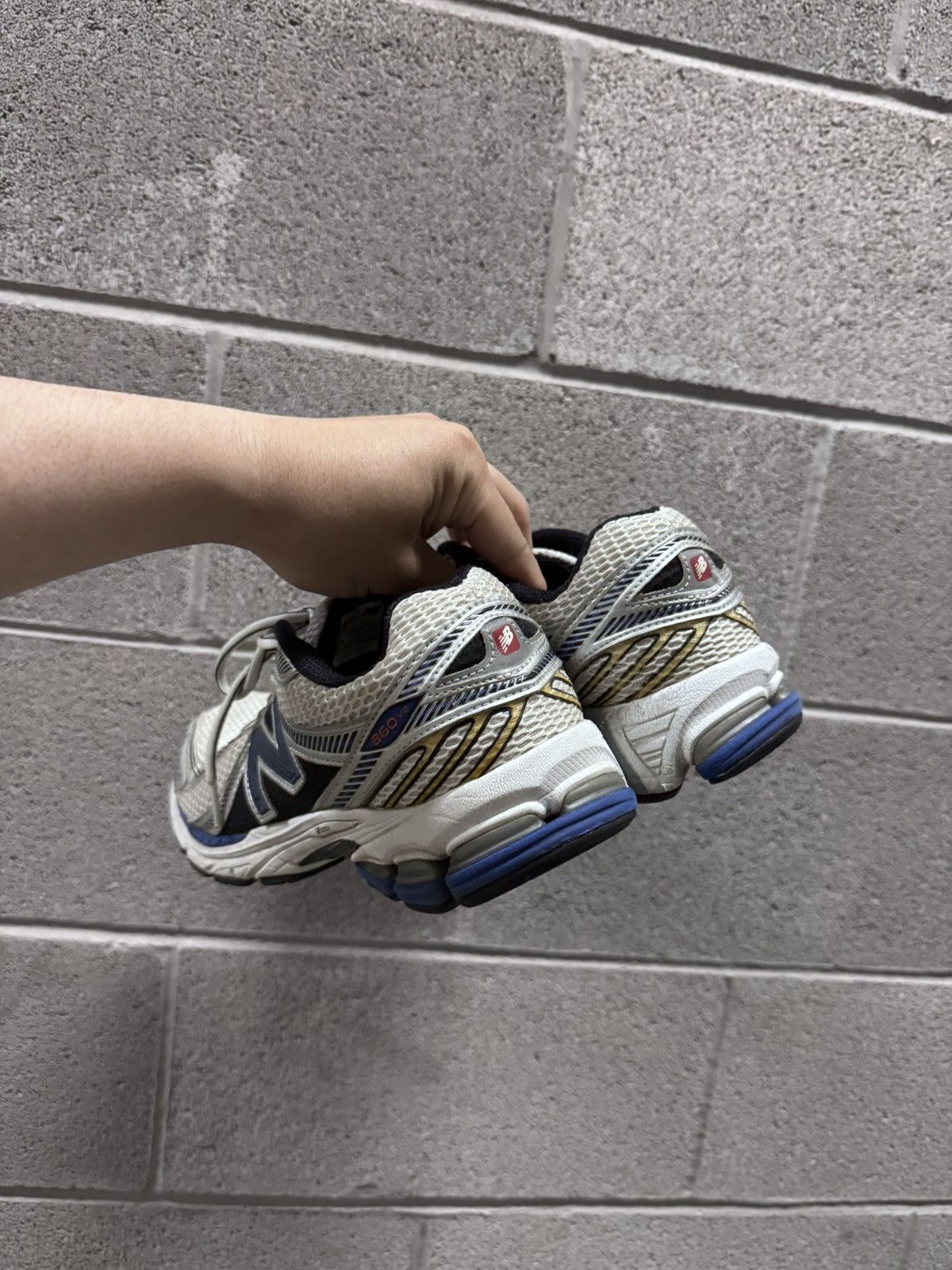 New Balance New Balance 860v2 Size US 11 / EU 44 - 3 Thumbnail