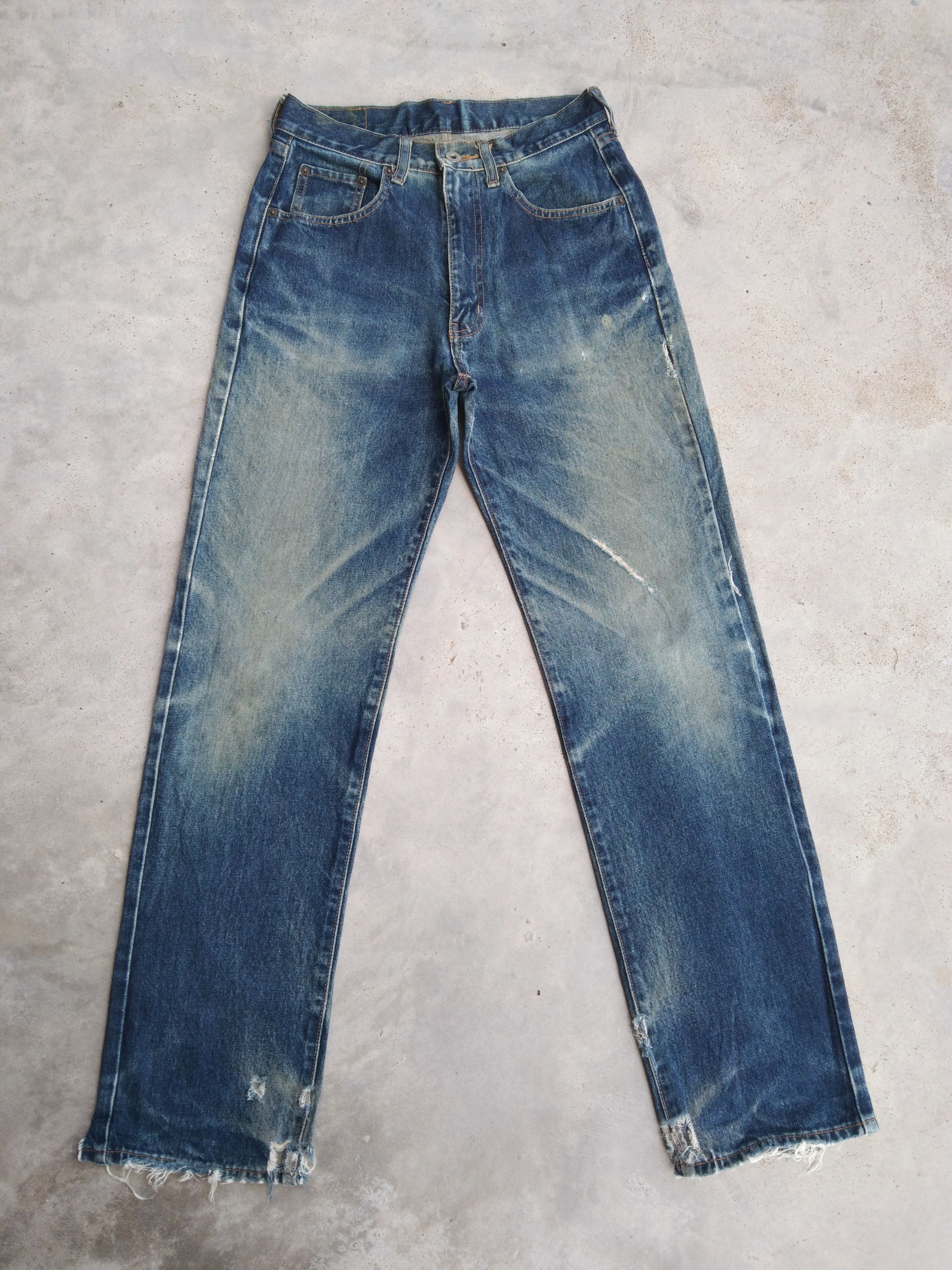 Japanese Brand Vintage Unique Clothing Warehouse Mud Wash Distressed Jeans Size US 27 - 1 Thumbnail