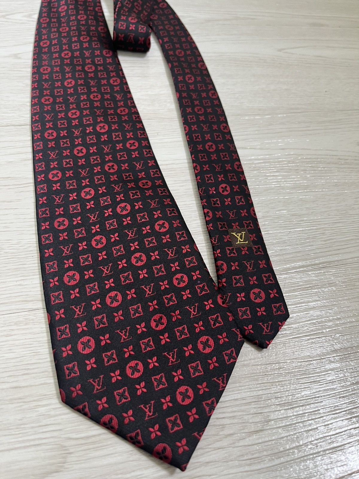 Louis Vuitton Louis Vuitton Classic Monogram Silk Tie Size ONE SIZE - 2 Thumbnail