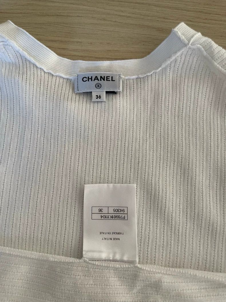 Chanel Chanel 24p white short sleeves Size XS / US 0-2 / IT 36-38 - 3 Thumbnail