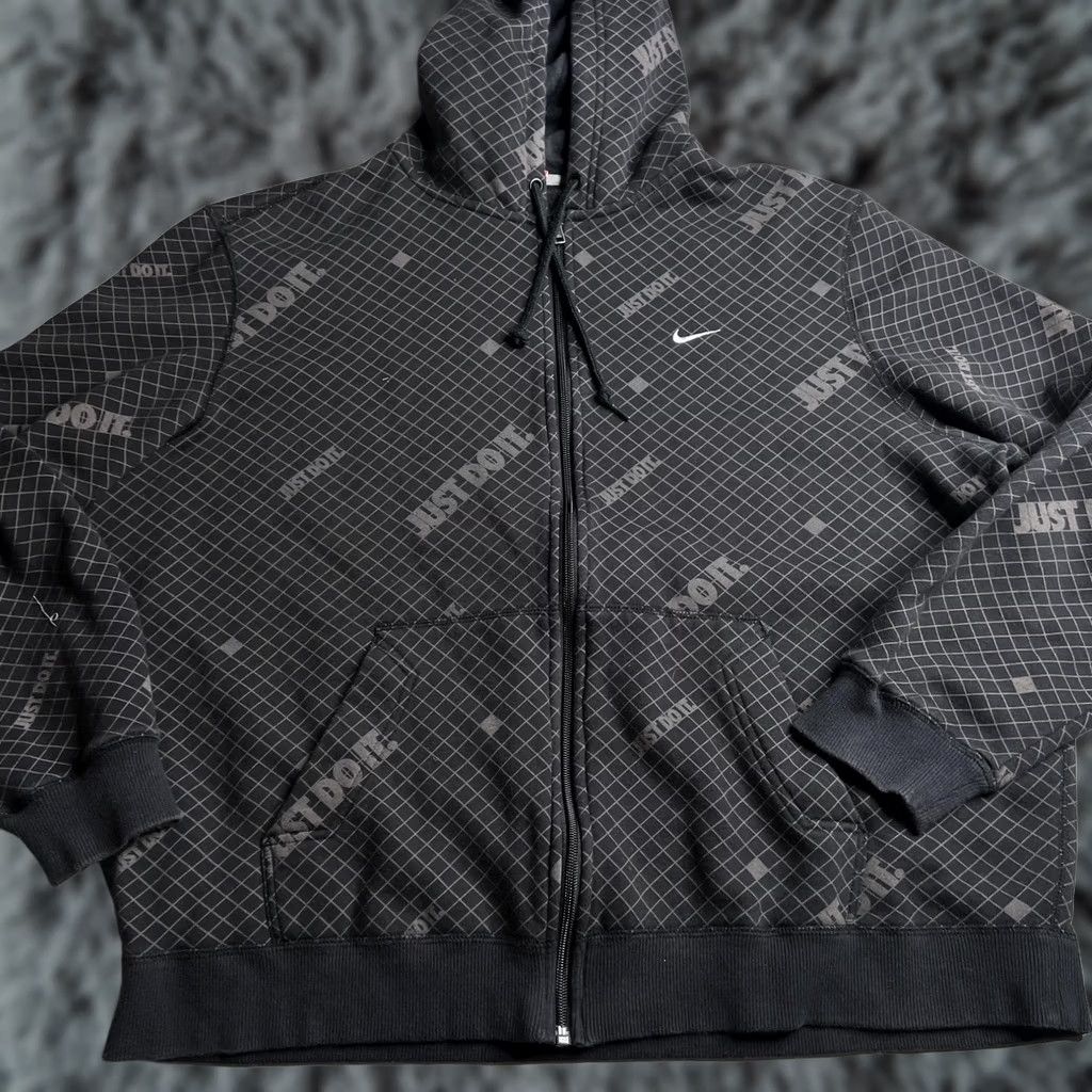 Nike VINTAGE Nike Hoodie Mens 3XL Black Fleece Full Zip Just Do It Allover Graphic Sweatshirt Size US XXL / EU 58 / 5 - 1 Thumbnail