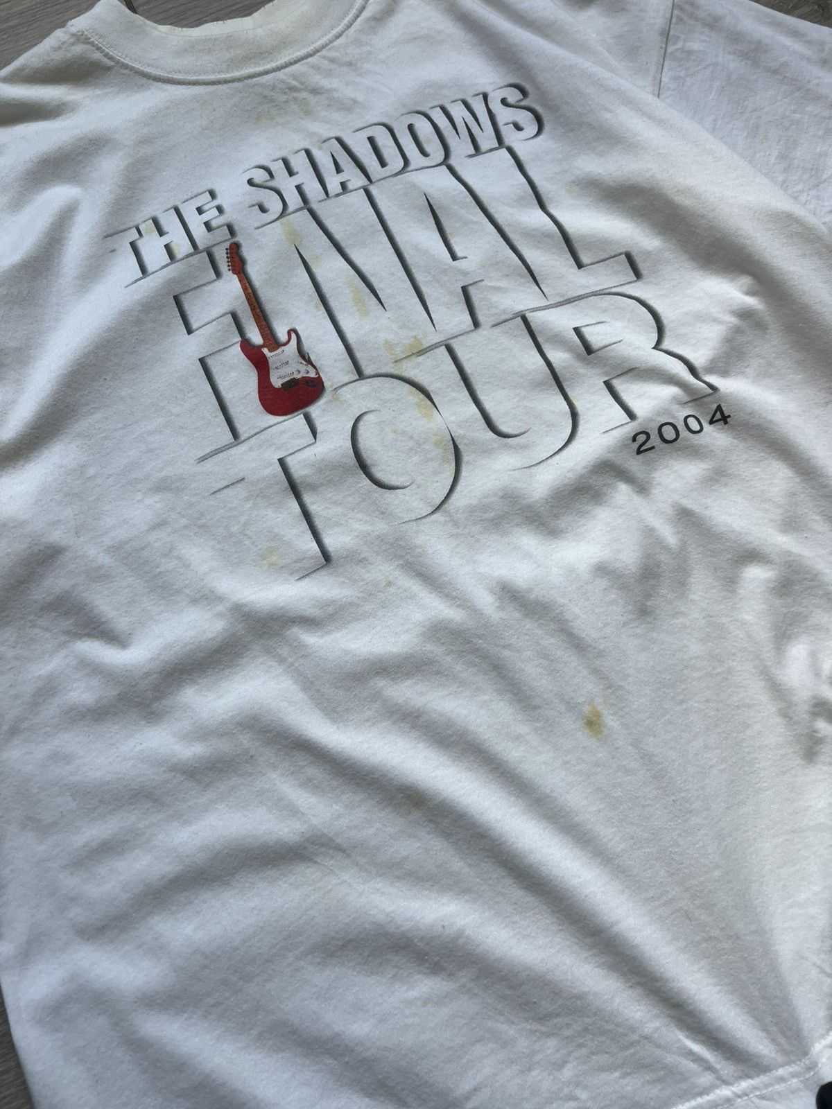 Band Tees The Shadows Final Tour 2004 Tee Vintage Rock Band Shirt Size US XL / EU 56 / 4 - 3 Thumbnail