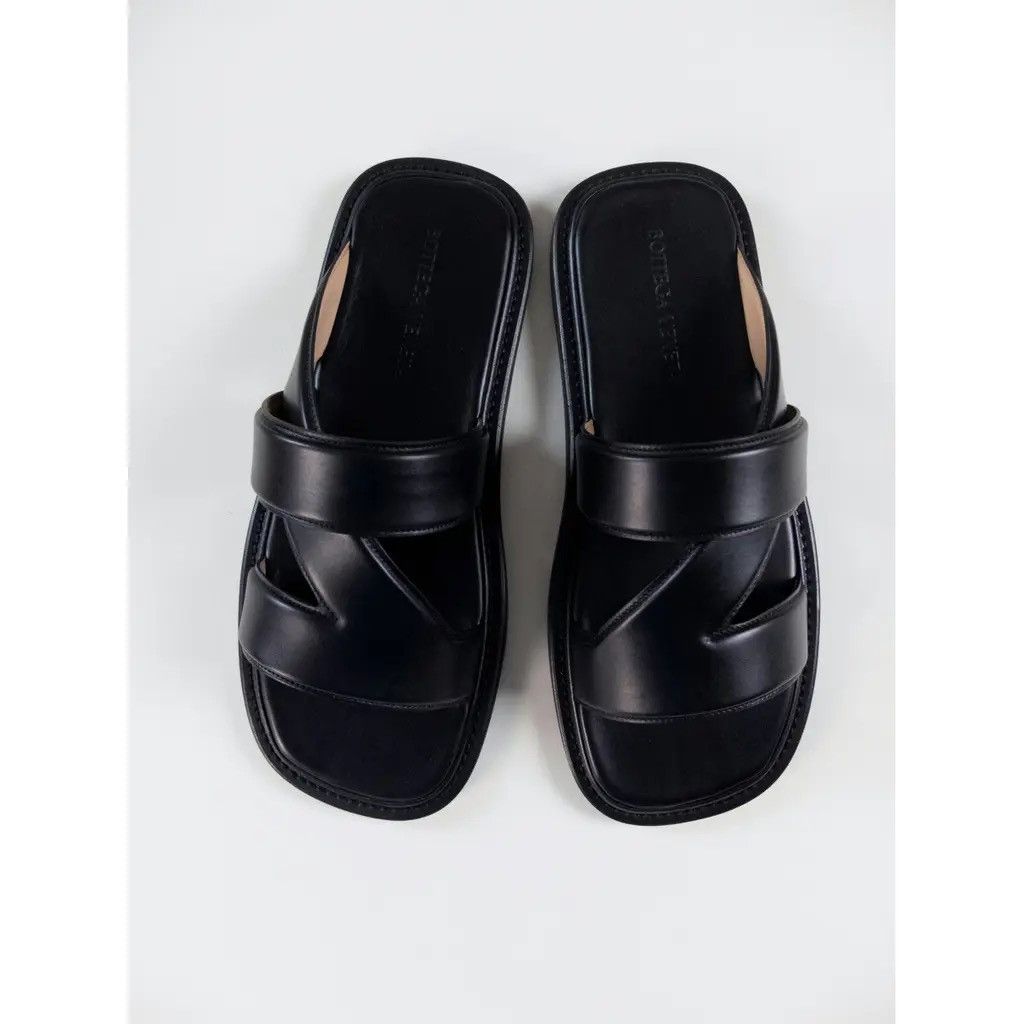 Bottega Veneta Bottega Leather Sandals Size US 12 / EU 45 - 1 Thumbnail