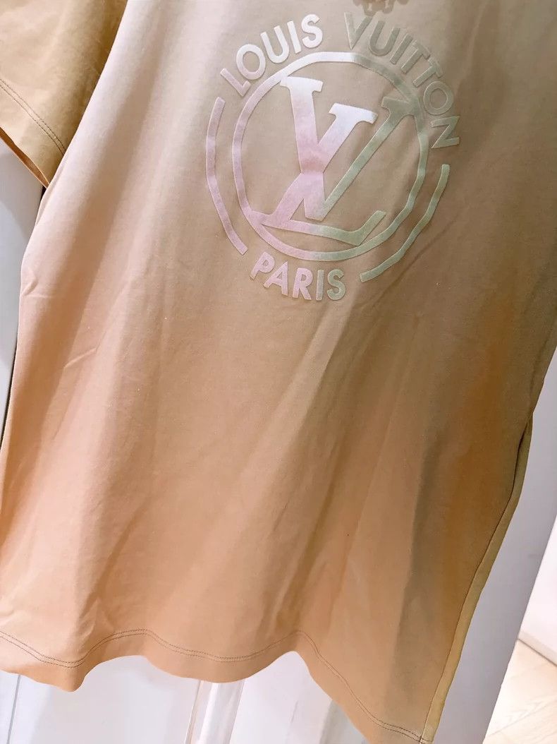 Louis Vuitton Louis Vuitton Chain logo gradient short sleeve 2503-Nextarr Size US S / EU 44-46 / 1 - 5 Thumbnail