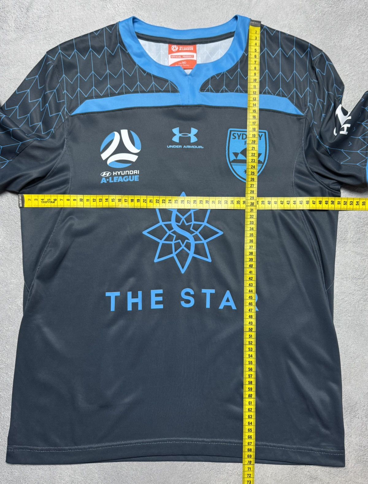 Under Armour Sydney 2019/21 Third Shirt Jersey Under Armour #9 Le Fondre Size US M / EU 48-50 / 2 - 22 Thumbnail