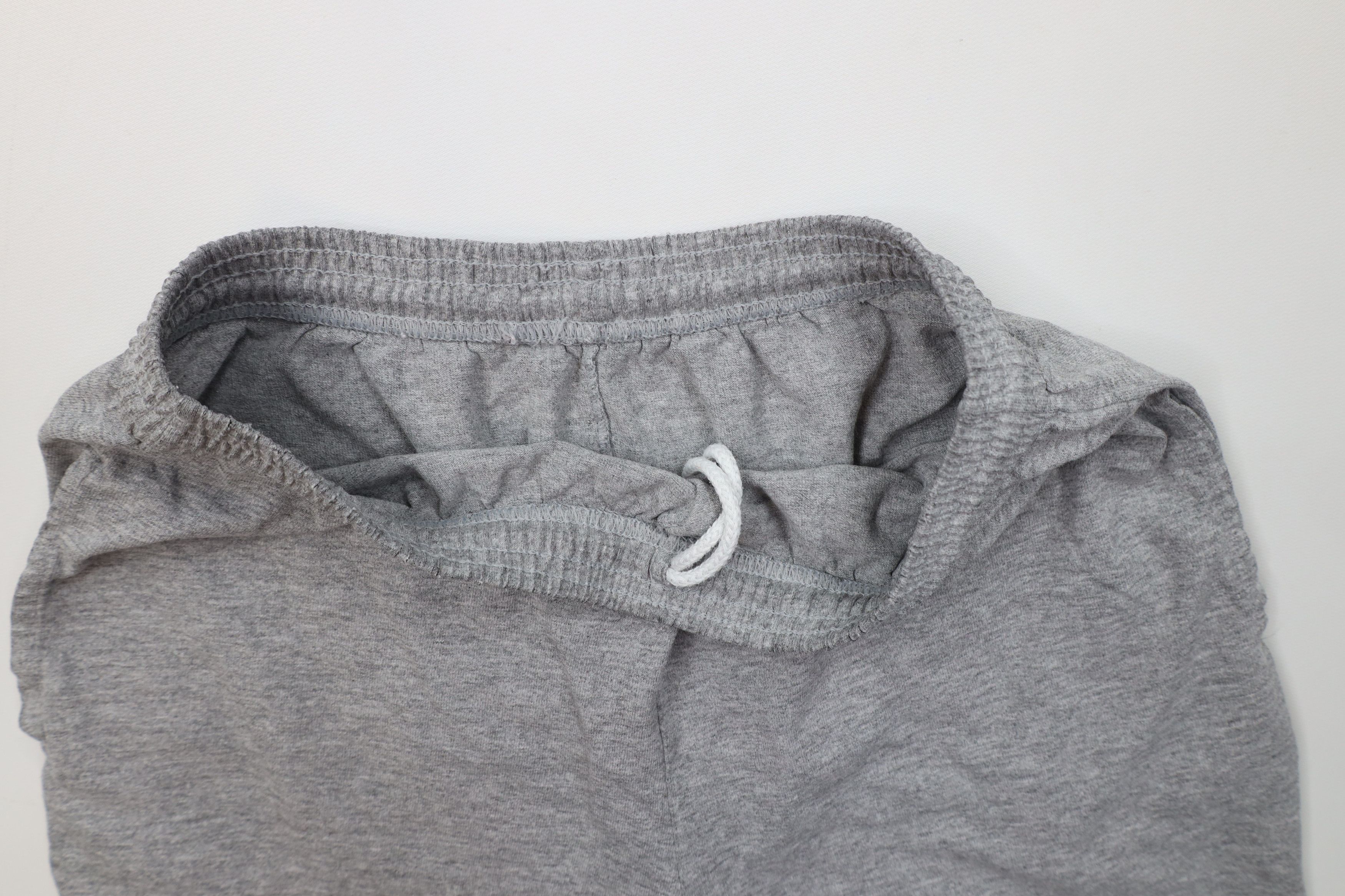 Vintage Vintage 90s Streetwear Above Knee Shorts Heather Gray USA Size US 32 / EU 48 - 5 Thumbnail