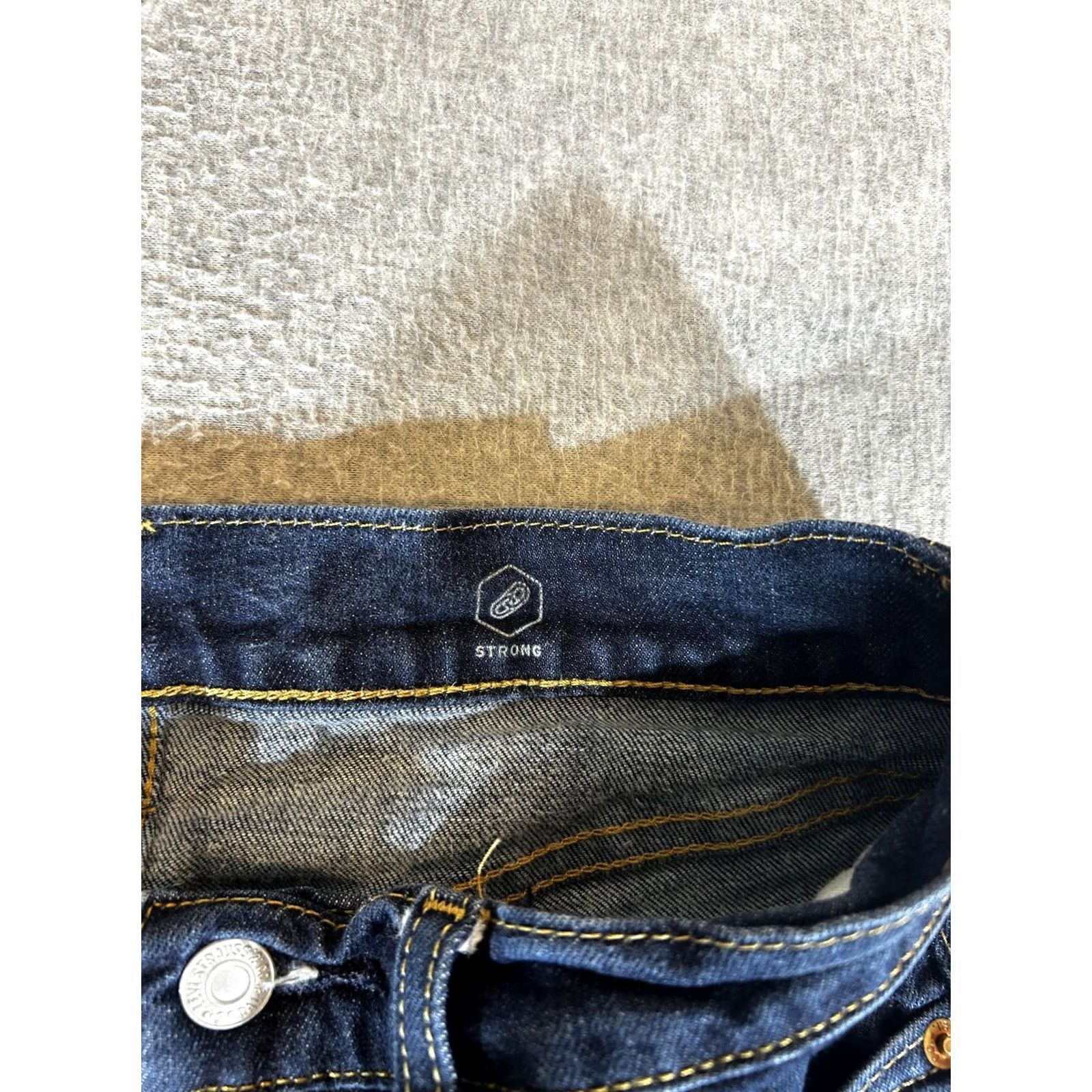 Levi's Levi's 511 Jeans Mens 29x30 Slim Tapered Dark Wash Blue Denim Stretch Premium Denim Jeans Slim Fit Levi's 511 Mens Dark Wash 29x30 Pants Women? Size US 29 - 7 Thumbnail