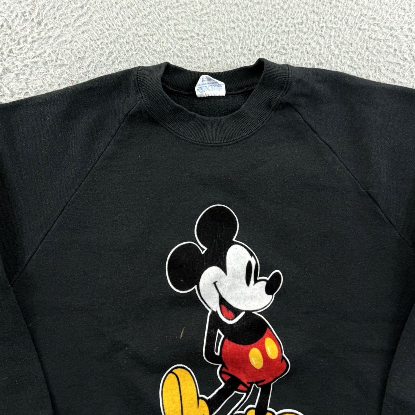 Disney VINTAGE Disney Mickey Mouse Sweatshirt Adult Medium Black 80s Cartoon Raglan USA Shirt Mens Size US M / EU 48-50 / 2 - 3 Thumbnail