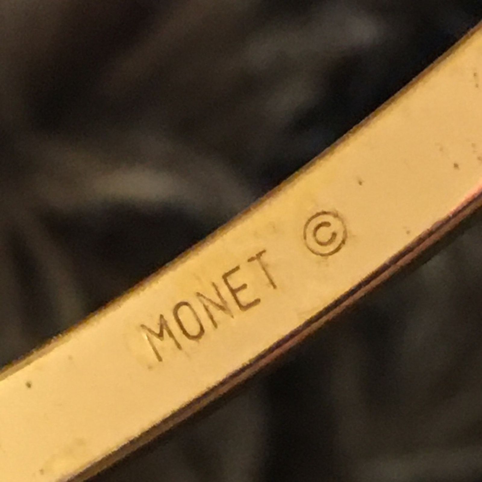 Monet Vintage Monet gold tone pattern bangle bracelet Size ONE SIZE - 2 Thumbnail