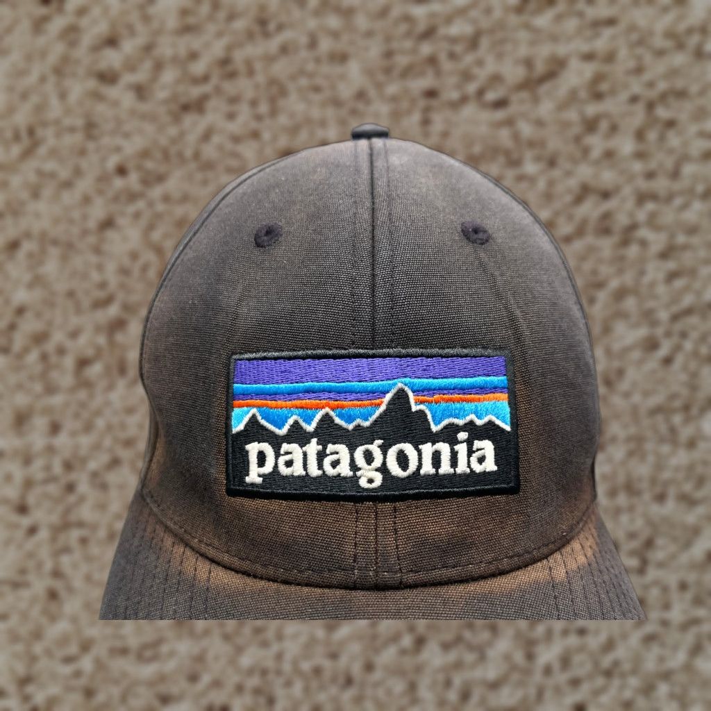 Patagonia VINTAGE Patagonia Hat Cap Snap Back Adult One Size Black Fitz Roy Emroidered Size ONE SIZE - 1 Thumbnail