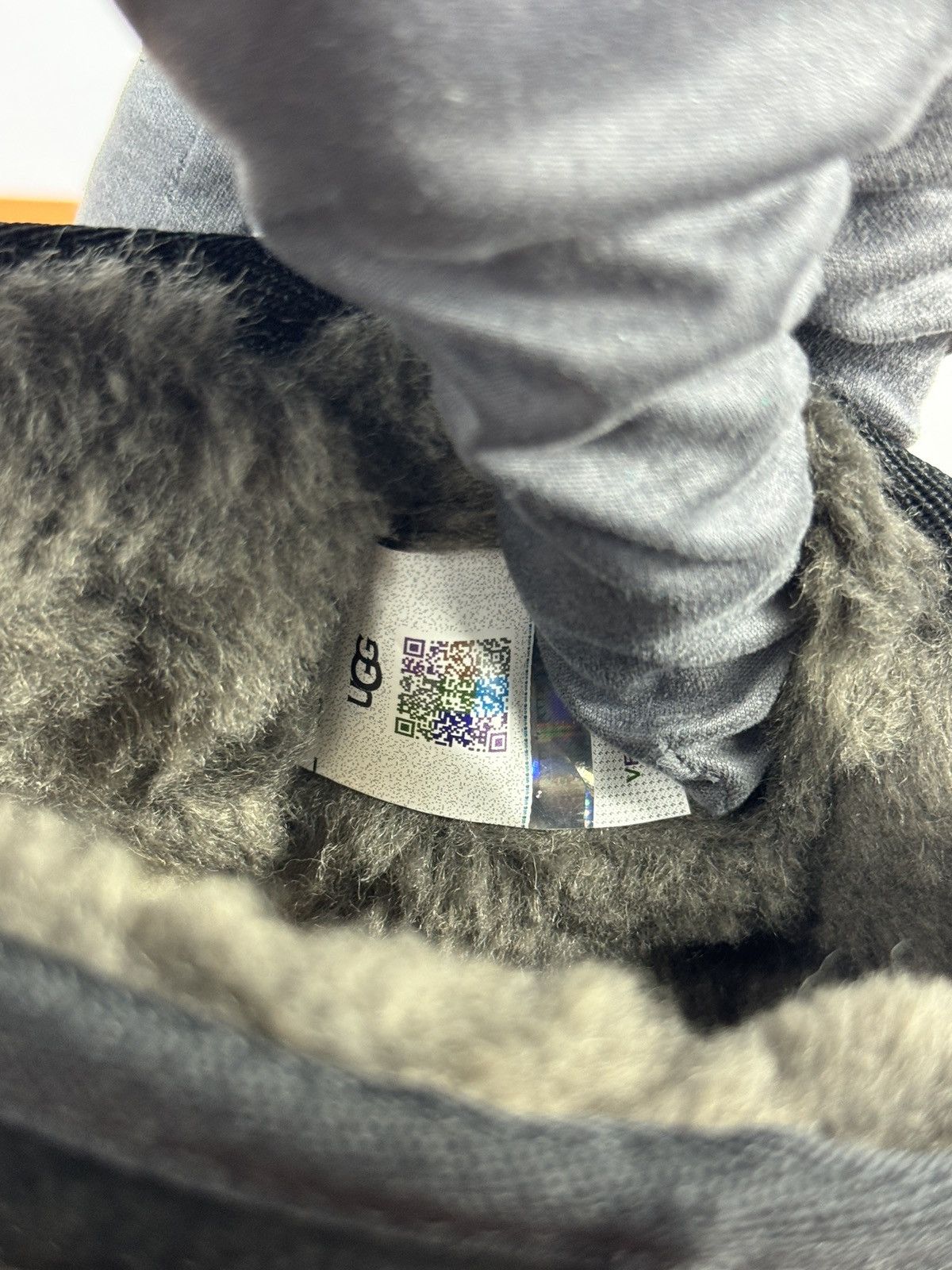 Palace × Ugg LOONEY TUNES UGGS Size US 10 / EU 43 - 10 Thumbnail