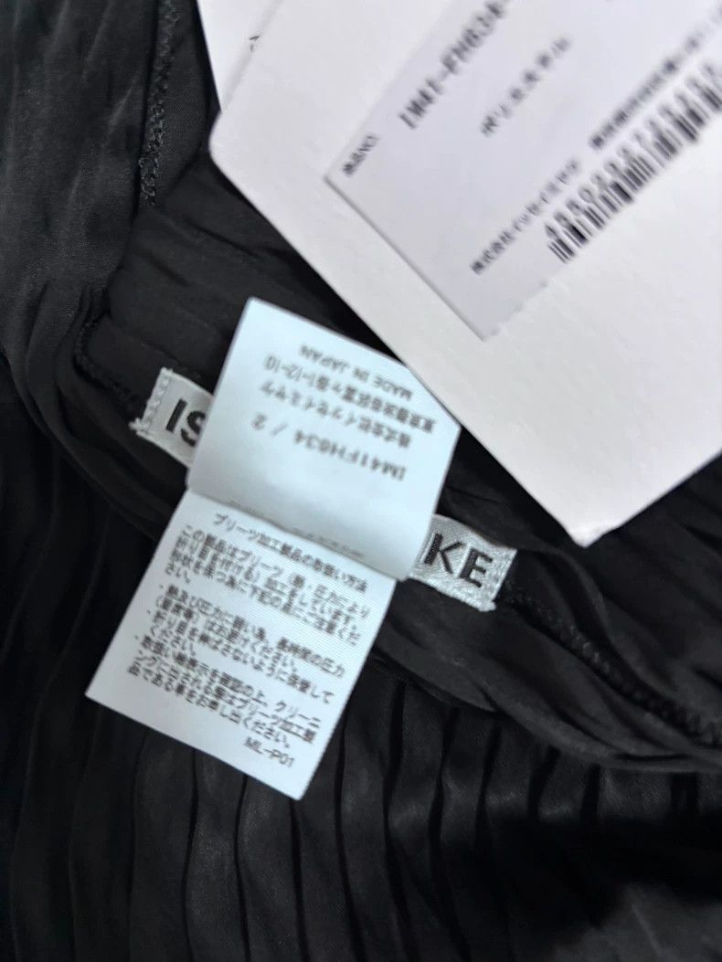 Issey Miyake Issey Miyake Black large fish-scale dress Size M / US 6-8 / IT 42-44 - 3 Thumbnail
