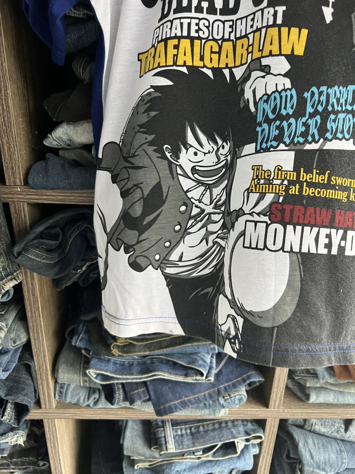 One Piece 🔥Rare One Piece Dead Pirates of Heart Raglan Tee Size US S / EU 44-46 / 1 - 6 Thumbnail