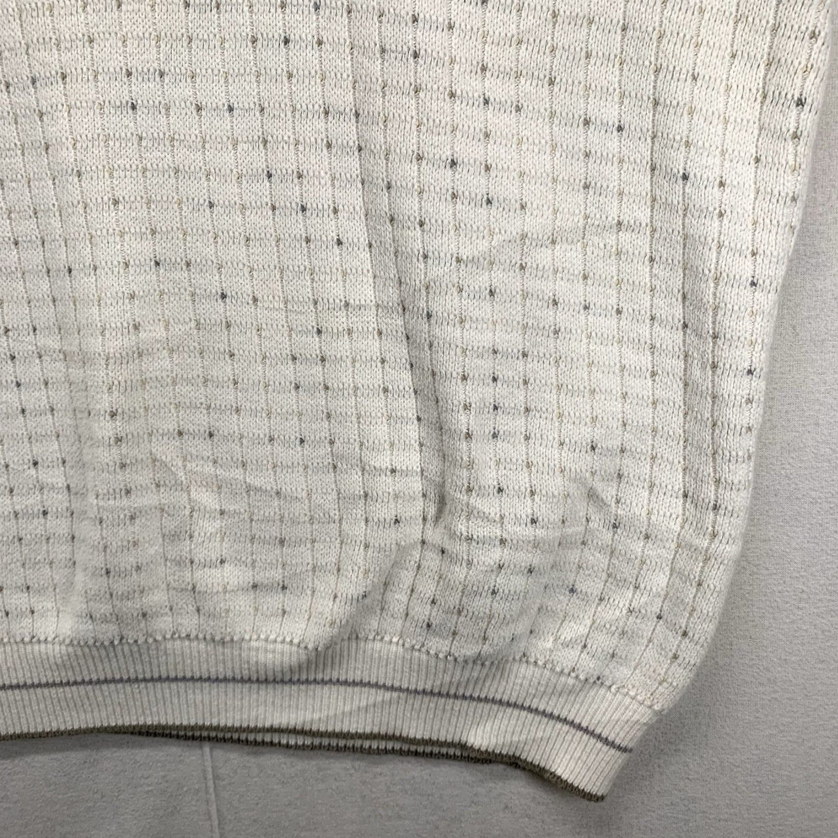 Olive VINTAGE Cypress Links Men's Sweater Vest 2XL Knit Sleeveless V-Neck Casual Travel All Seasons Olive Ivory Geometric 80s 90s Preppy Size US XXL / EU 58 / 5 - 5 Thumbnail